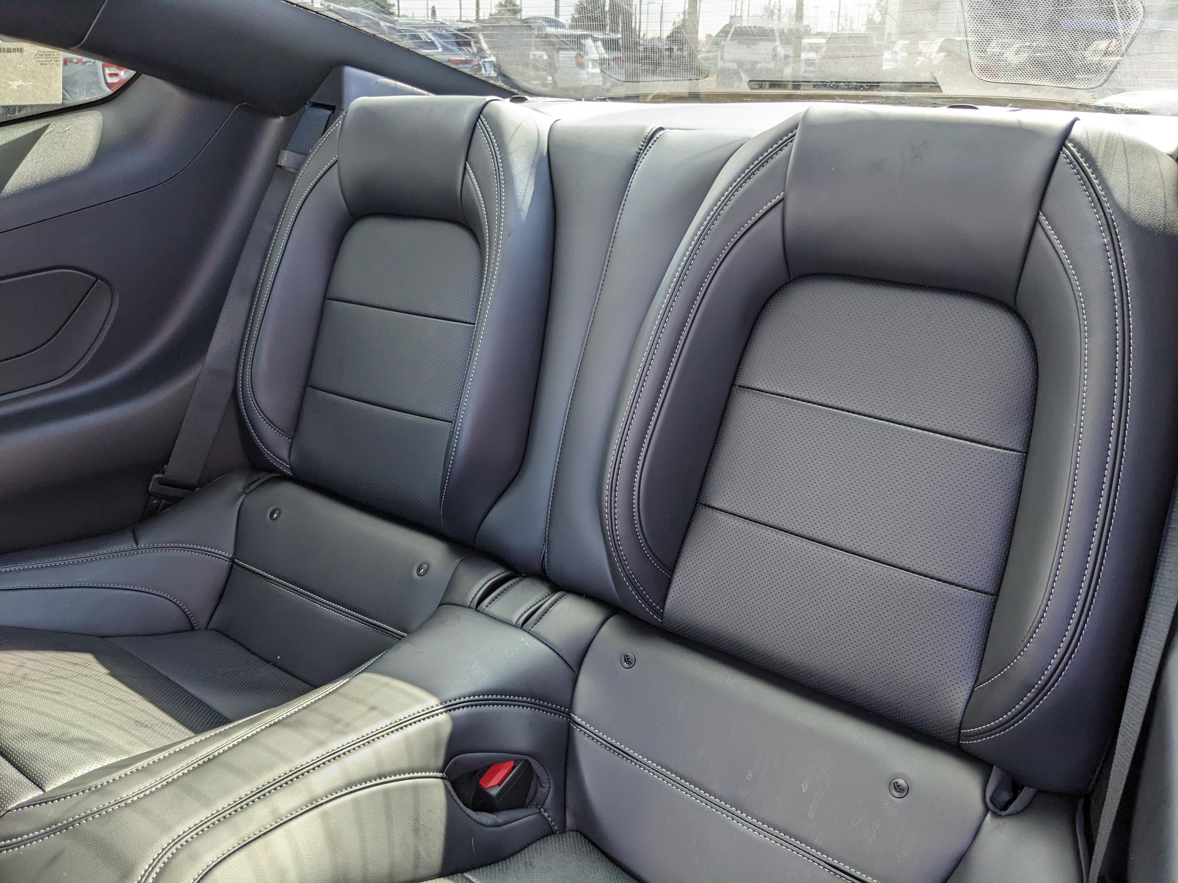 Ford Mustang Gt Premium - Thumbnail 18