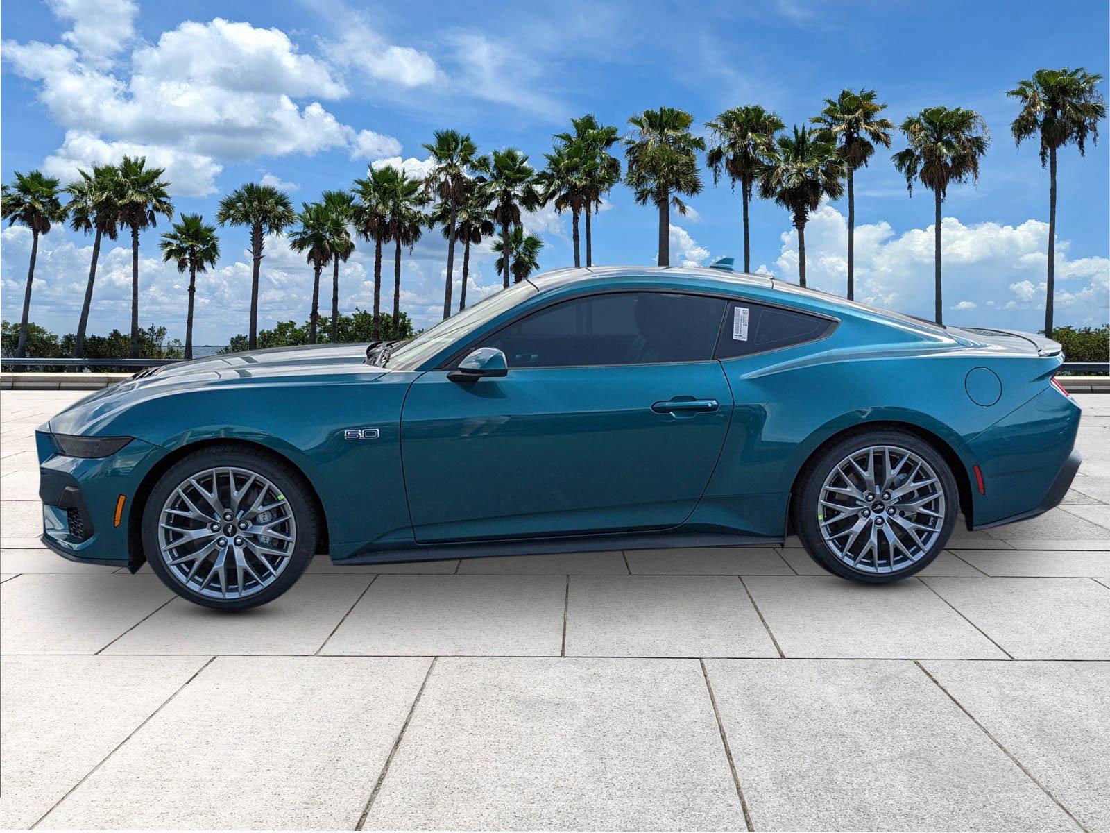 Ford Mustang Gt Premium - Thumbnail 6