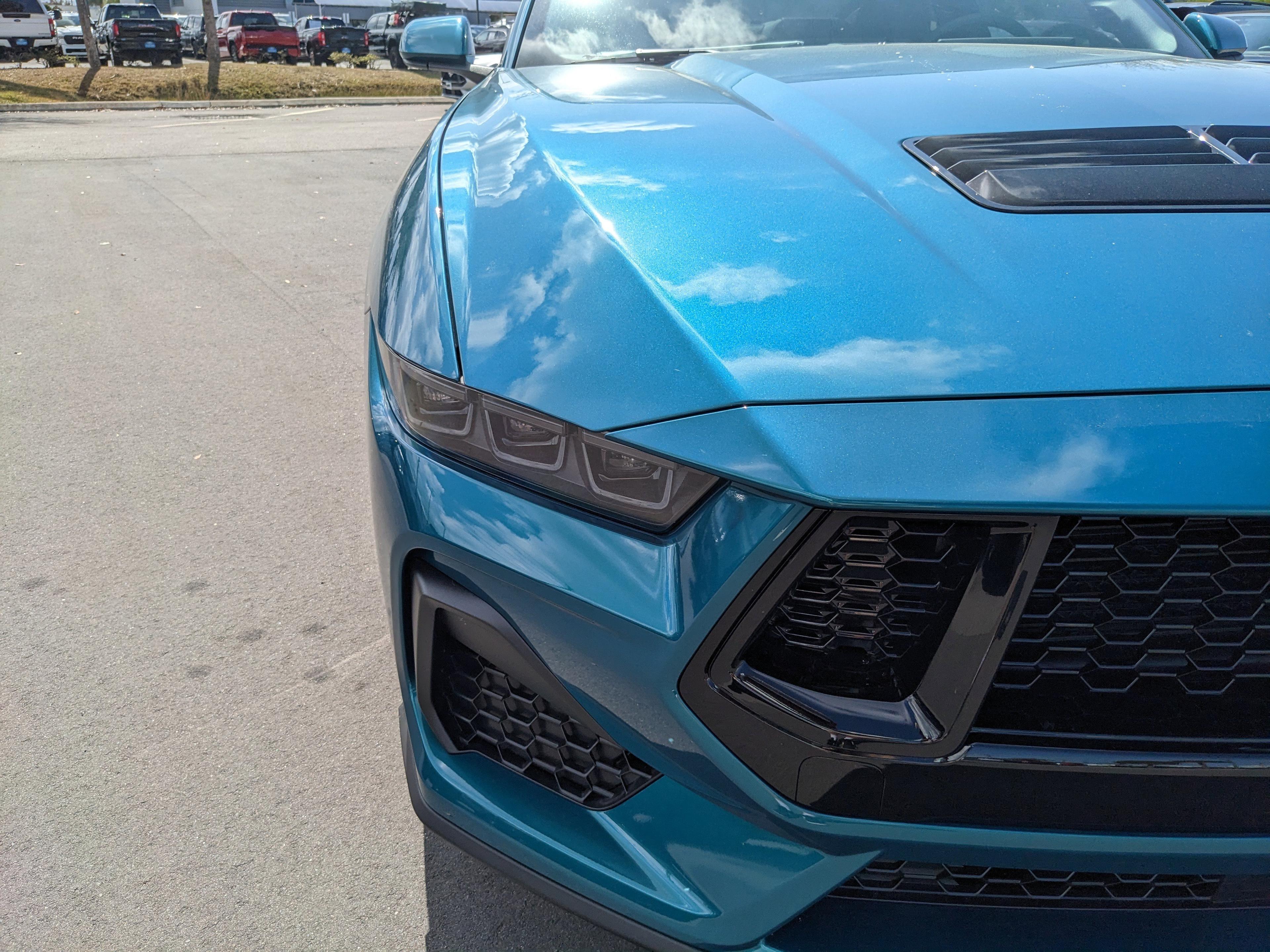 Ford Mustang Gt Premium - Thumbnail 11