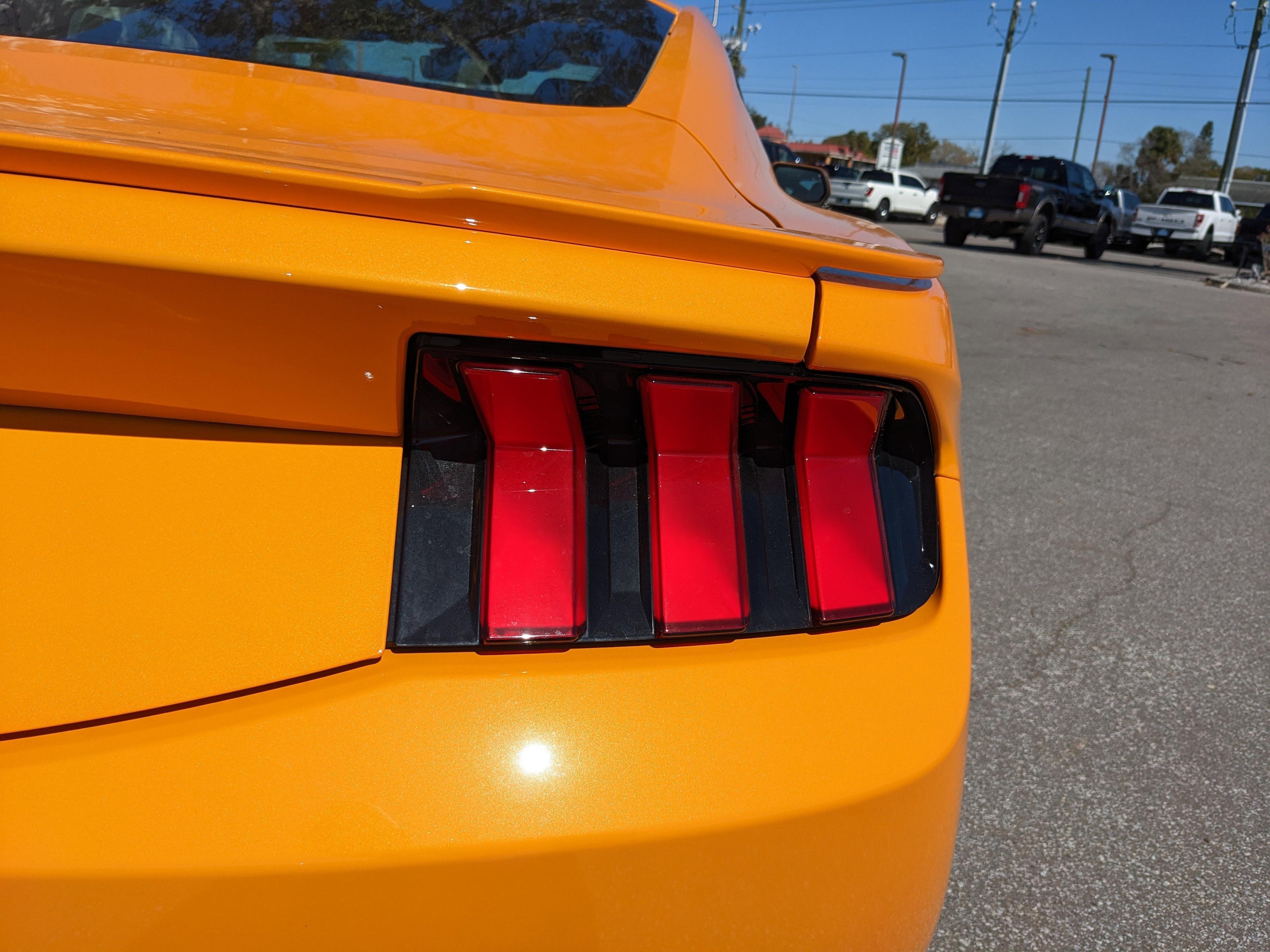 Ford Mustang Gt Premium - Thumbnail 13