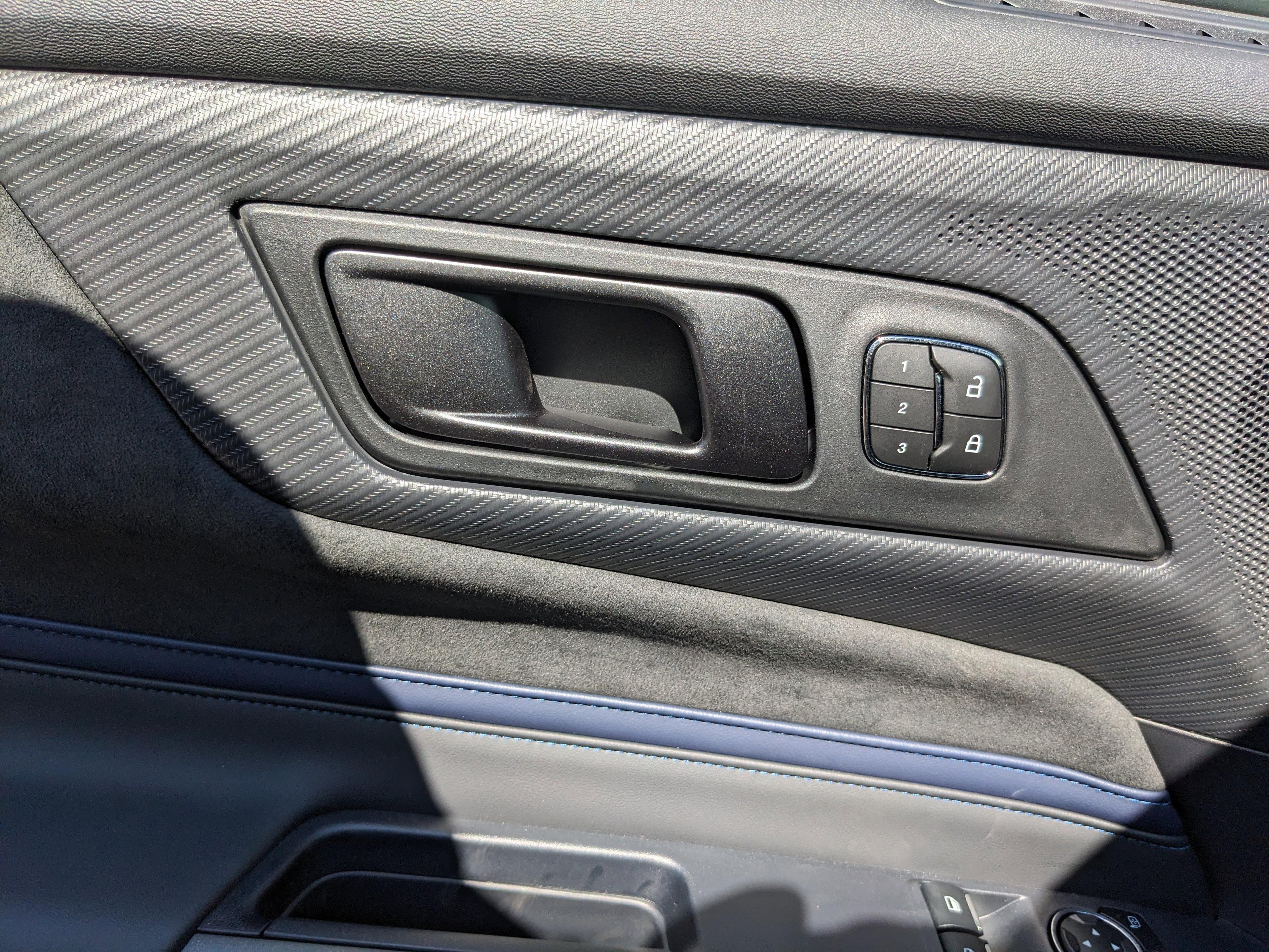 Ford Mustang Dark Horse - Thumbnail 18