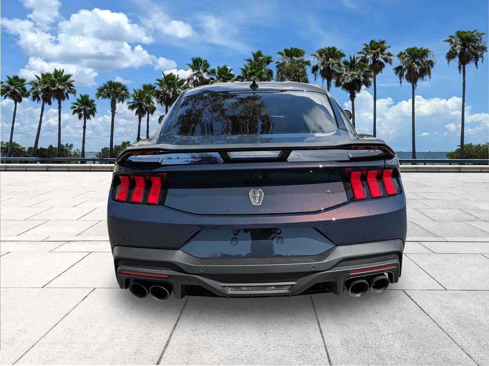 Ford Mustang Dark Horse - Thumbnail 7