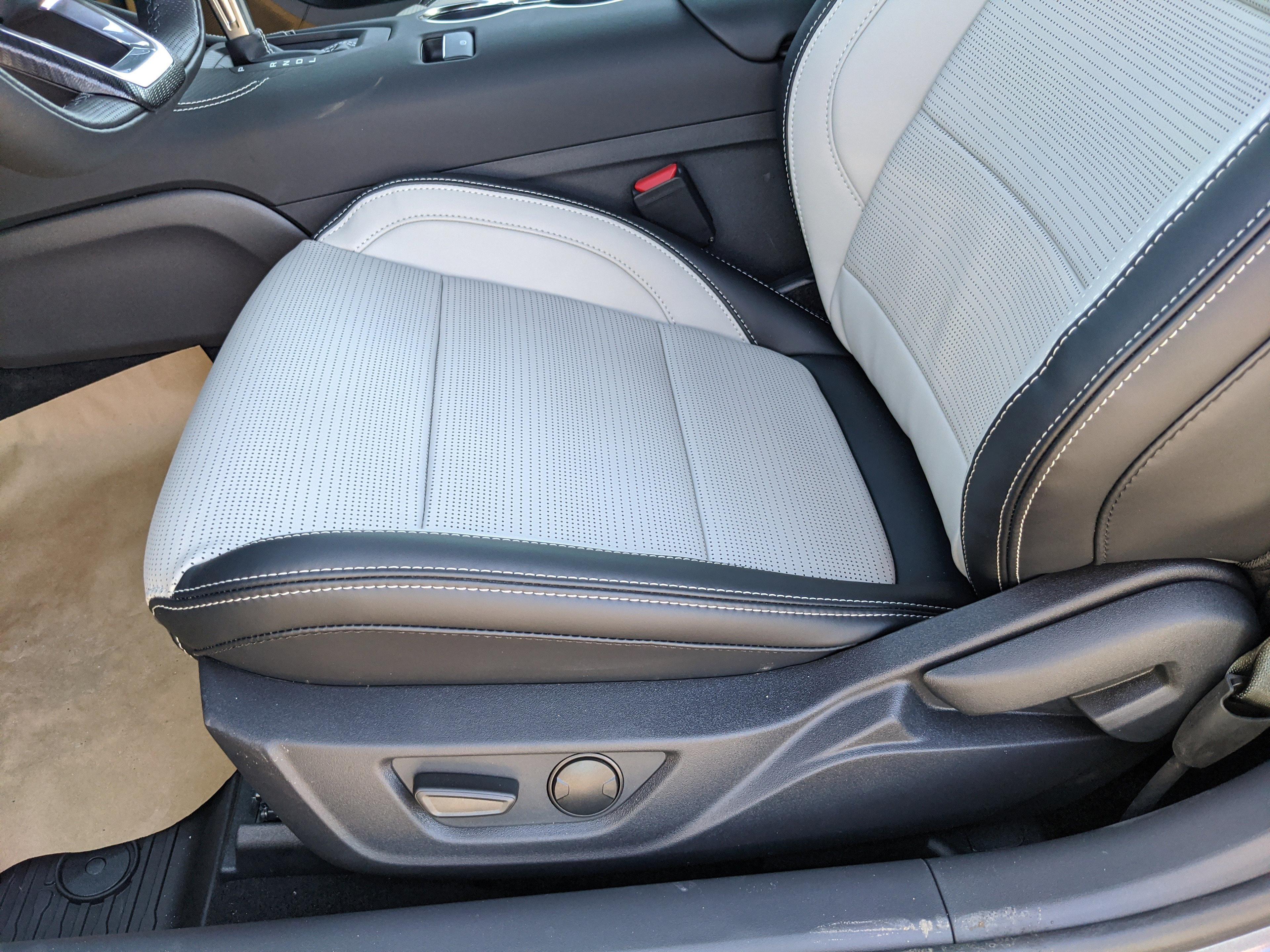 Ford Mustang Ecoboost Premium - Thumbnail 19