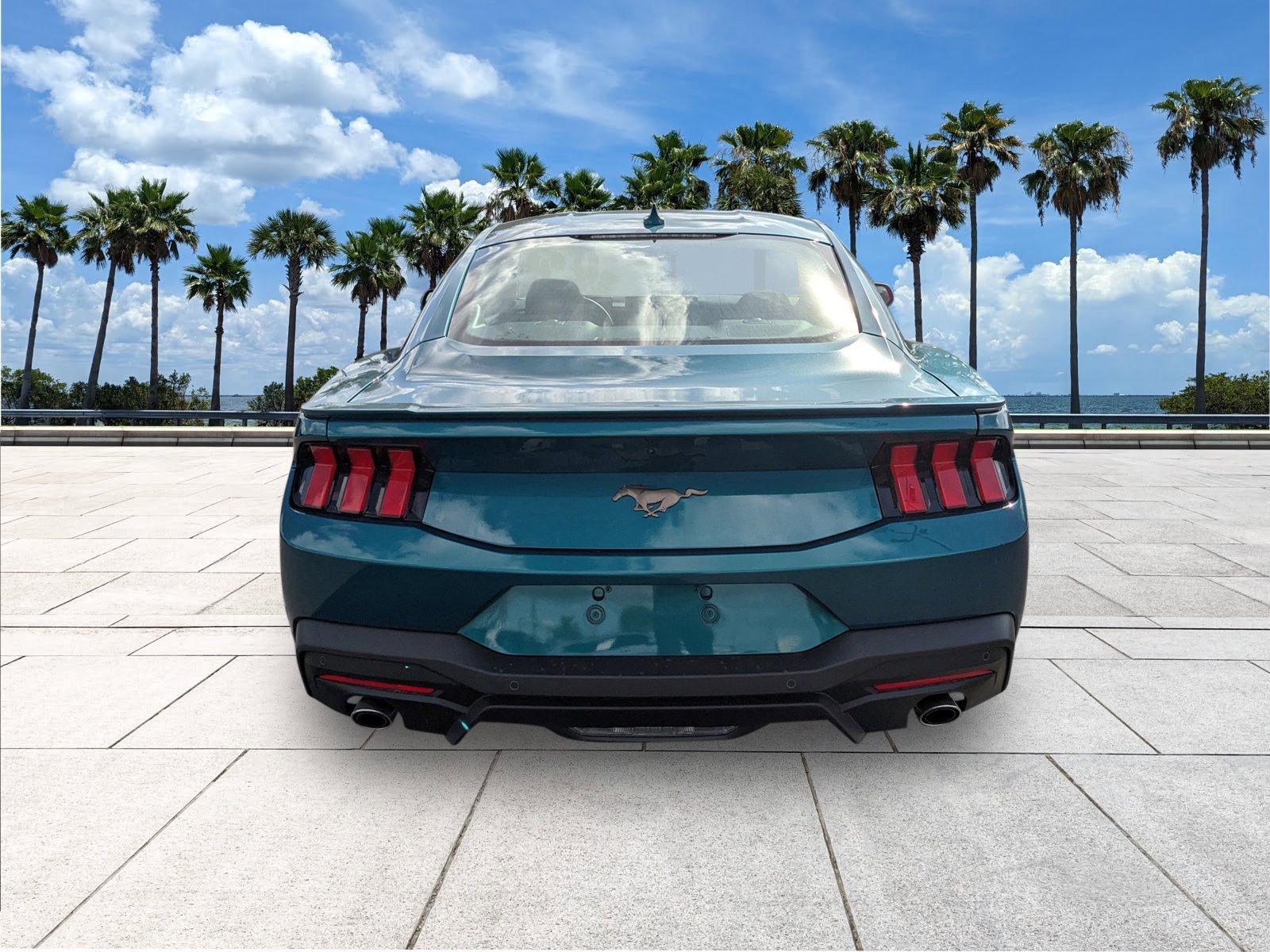 Ford Mustang Ecoboost - Thumbnail 8