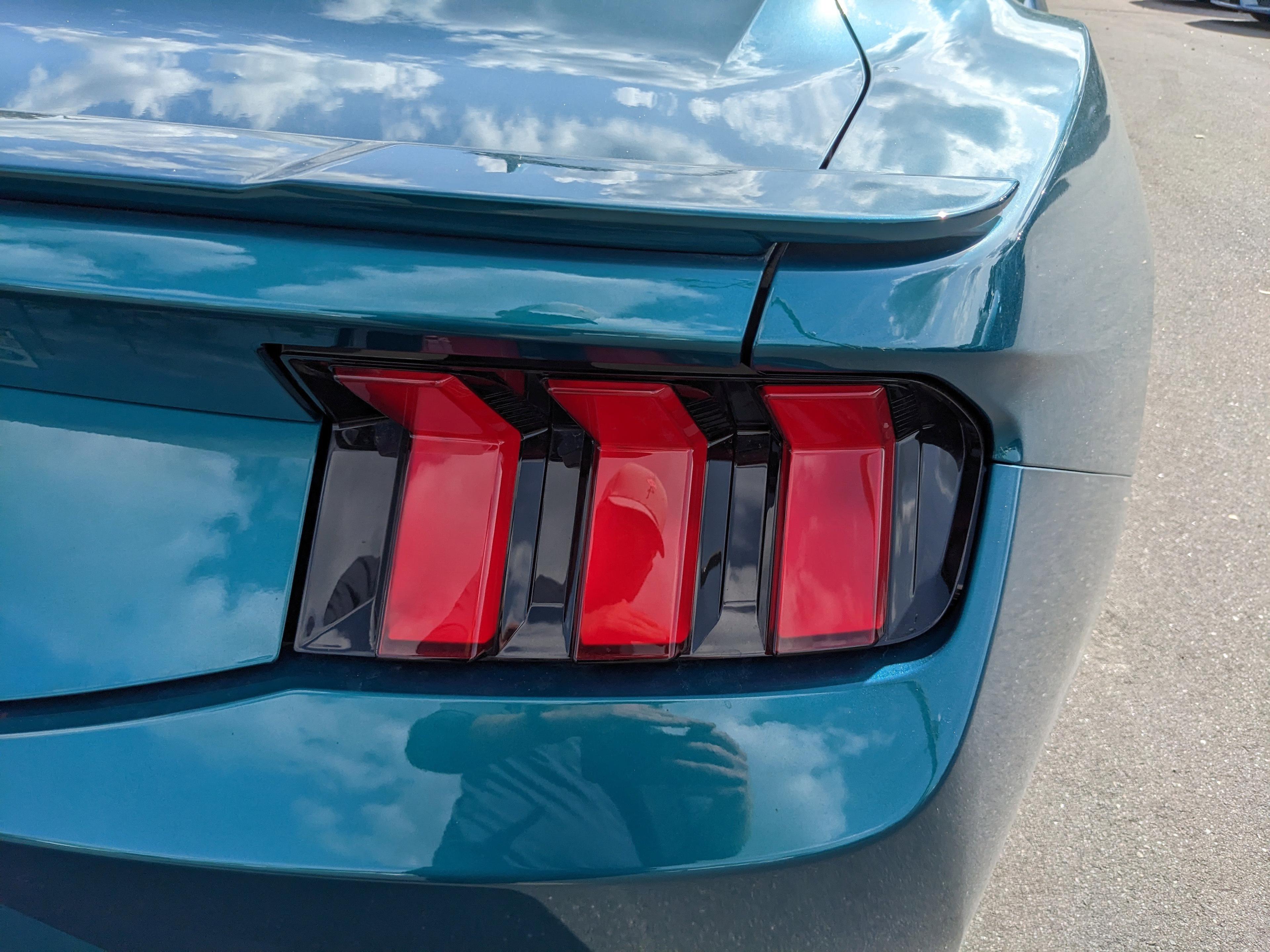 Ford Mustang Ecoboost - Thumbnail 12