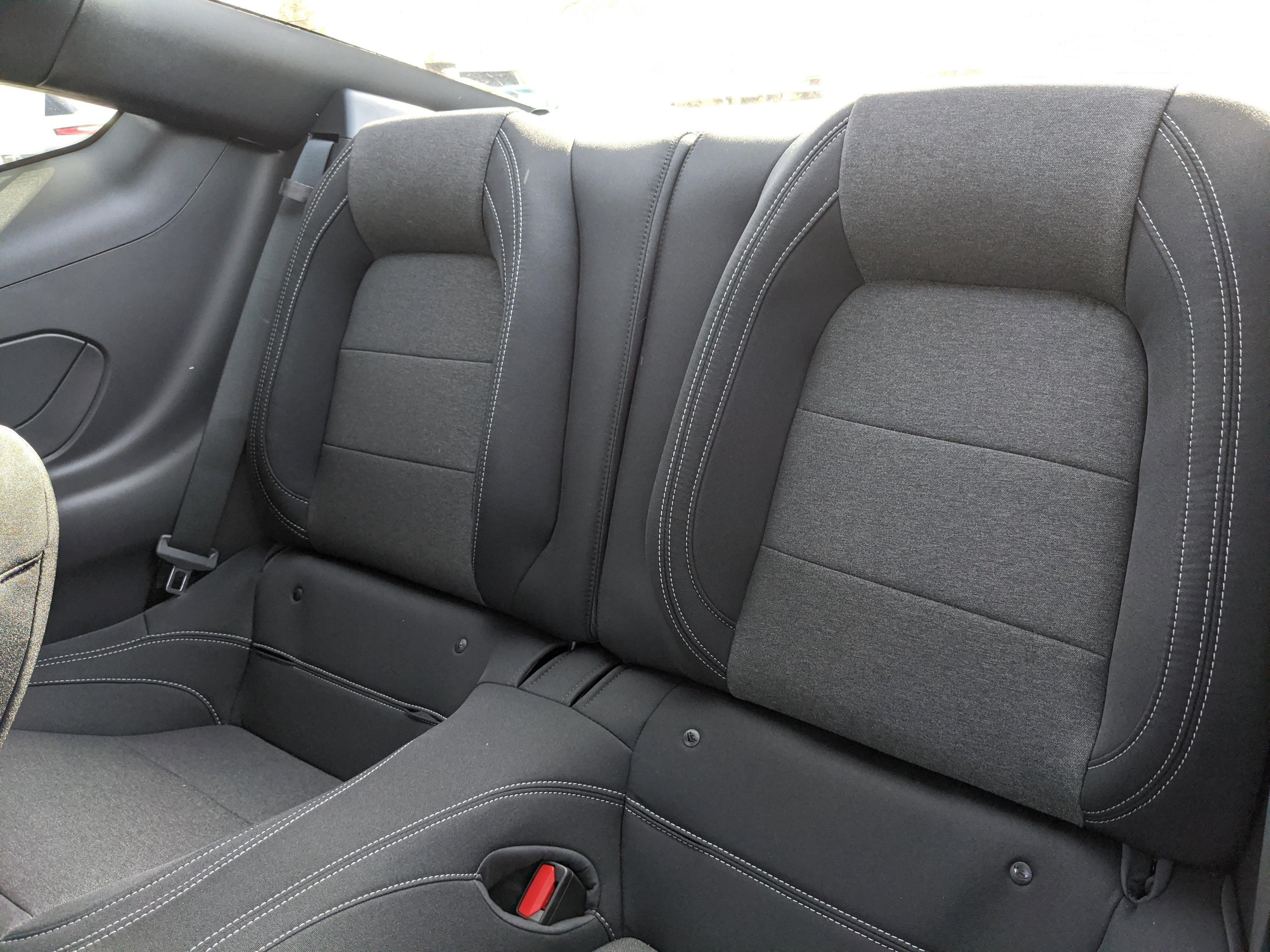 Ford Mustang Ecoboost - Thumbnail 17