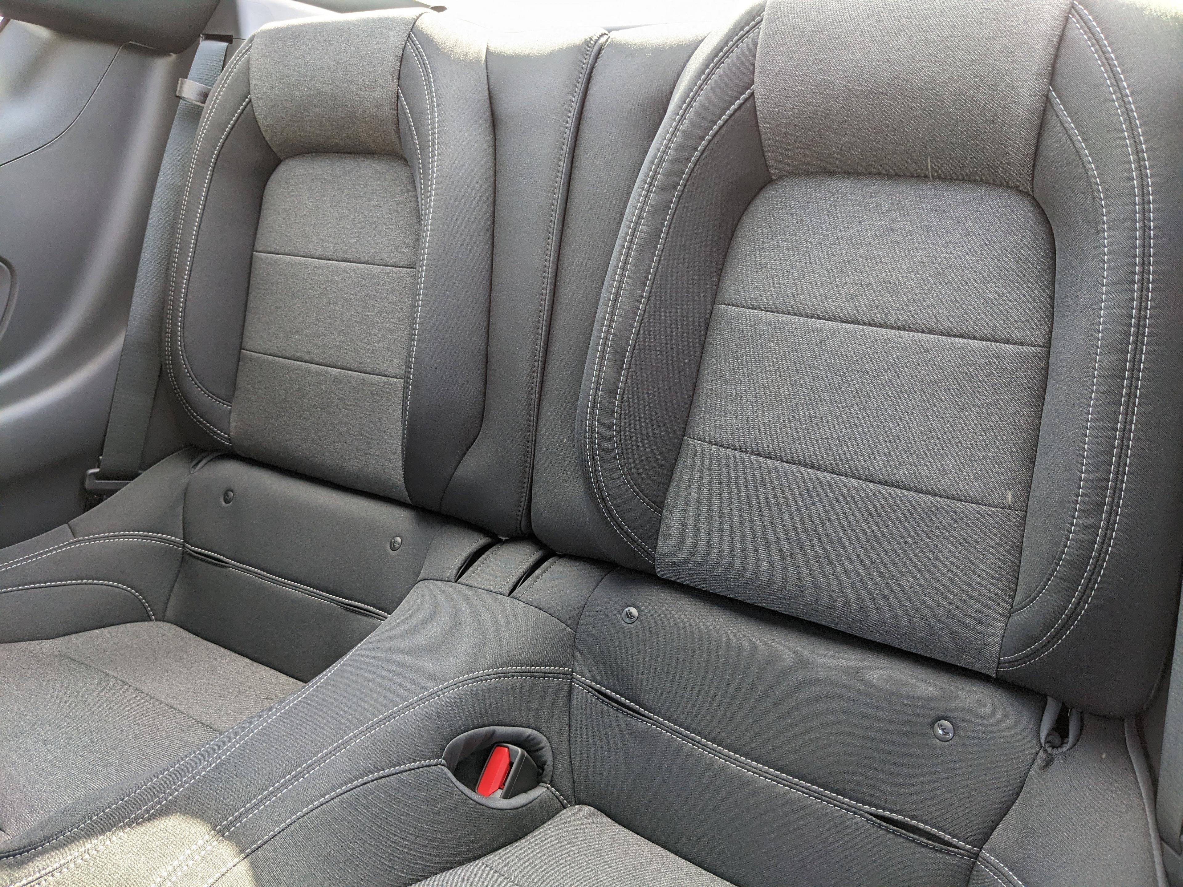 Ford Mustang Ecoboost - Thumbnail 15