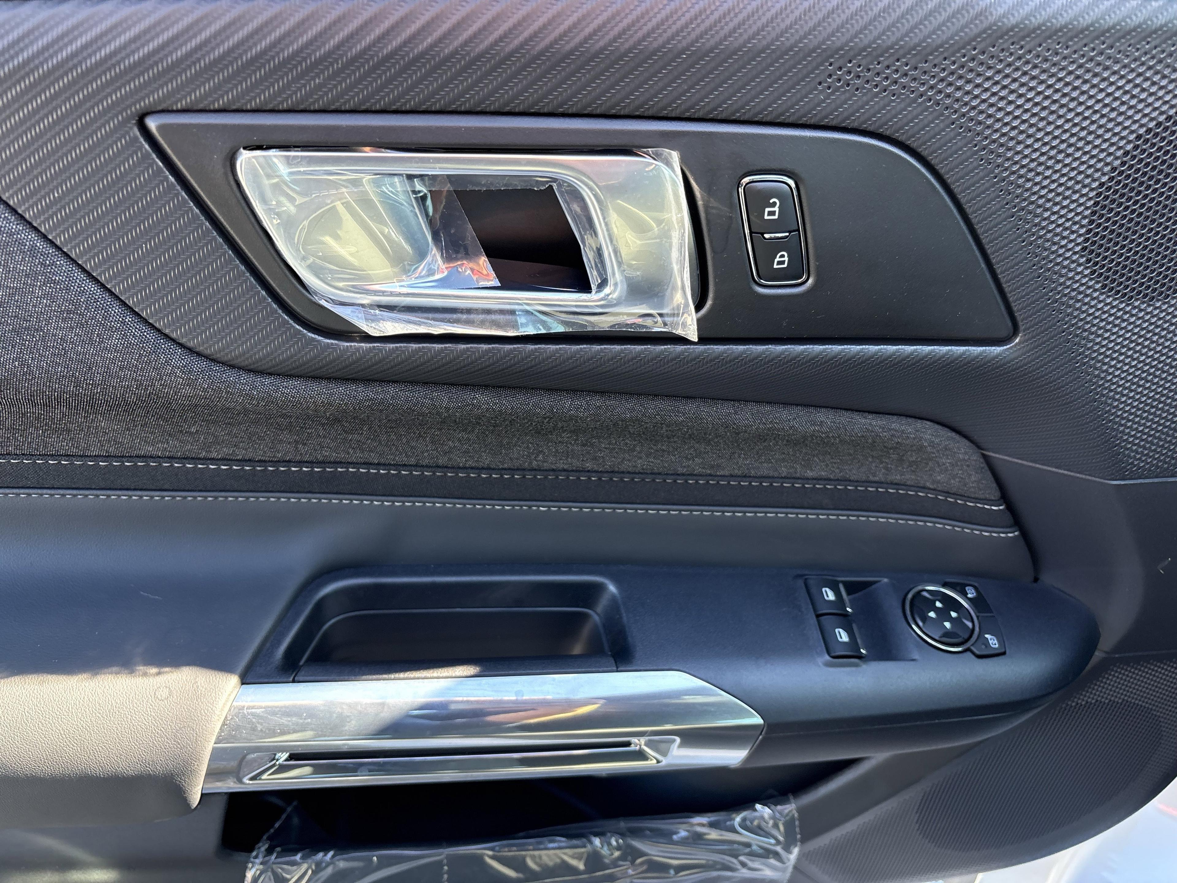 Ford Mustang Ecoboost - Thumbnail 18