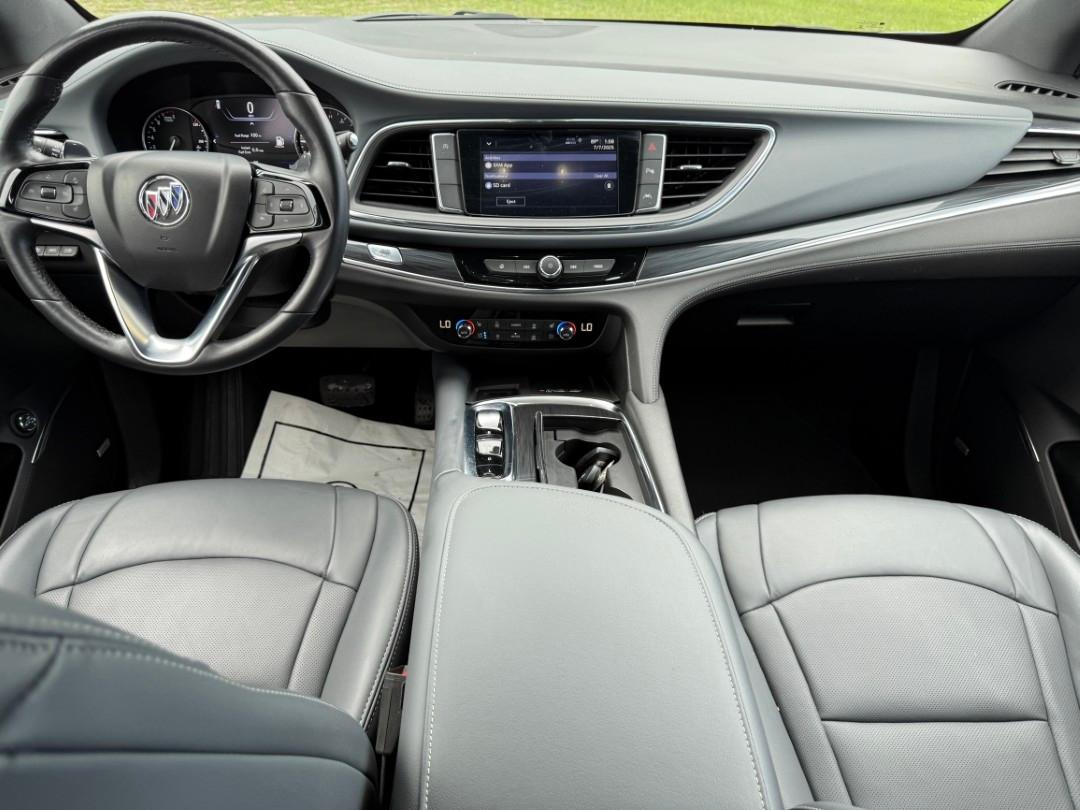 Buick Enclave Premium - Thumbnail 13