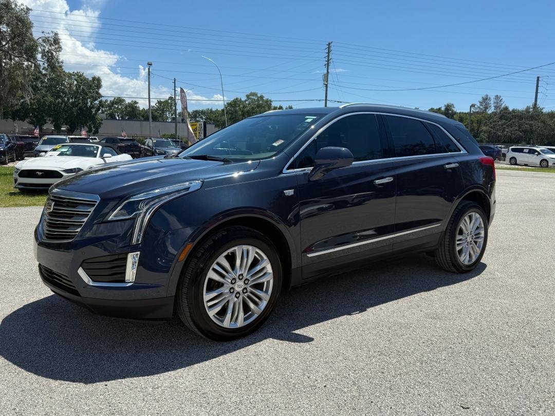 Cadillac Xt5 Premium Luxury - View 1