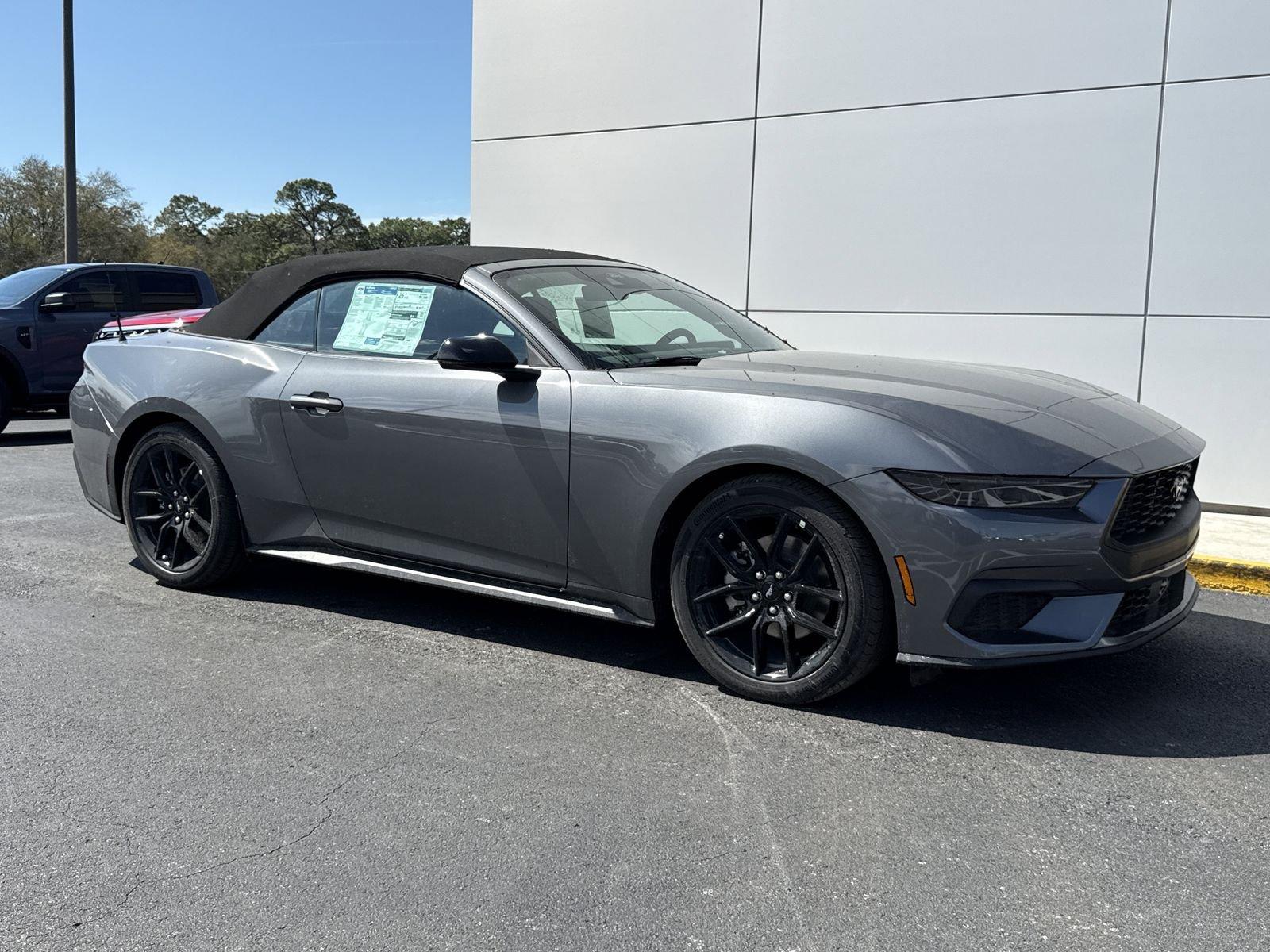 Ford Mustang Ecoboost Premium Rwd Convertible - Thumbnail 3