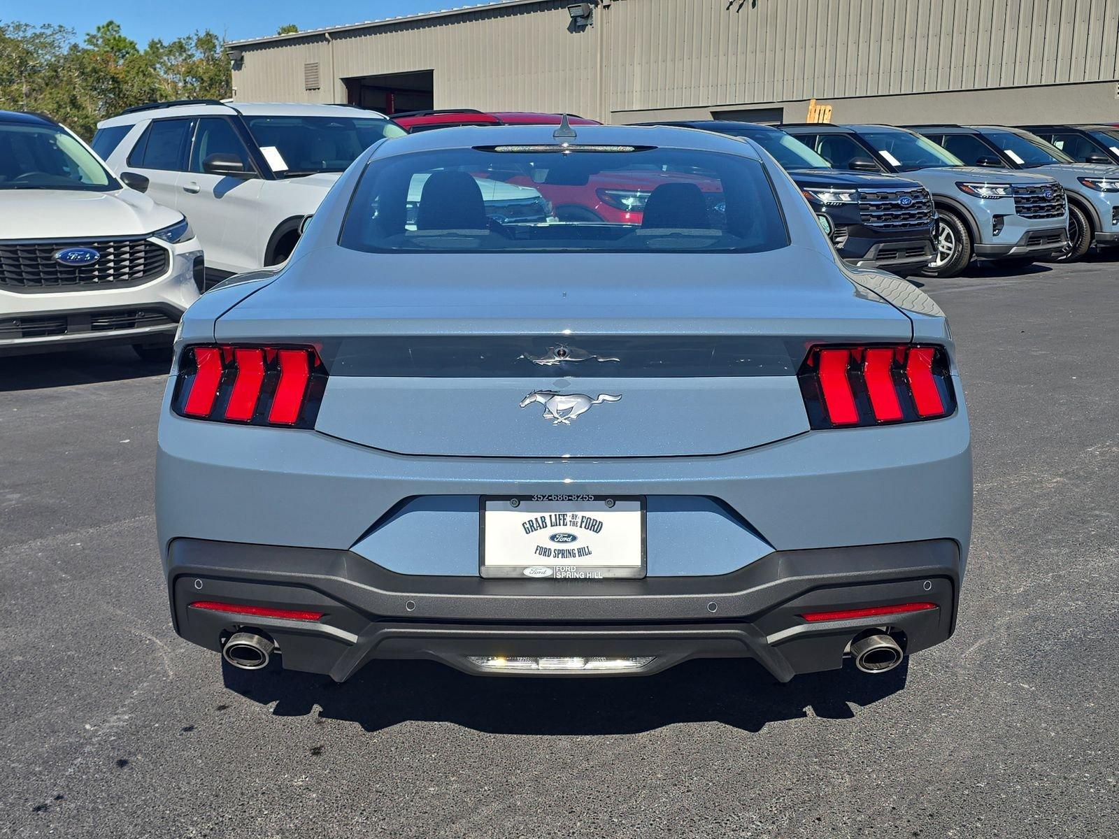 Ford Mustang Ecoboost Rwd Fastback - Thumbnail 6
