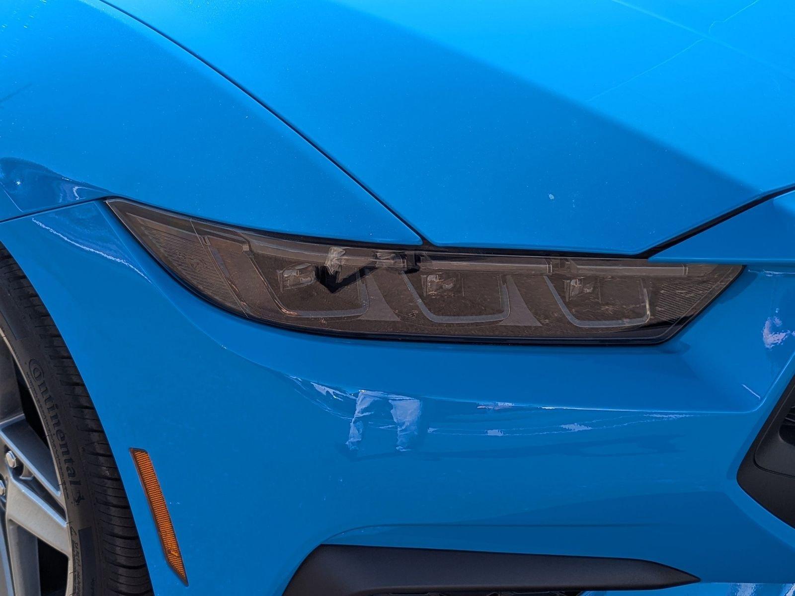 Ford Mustang Ecoboost Premium Rwd Fastback - Thumbnail 7