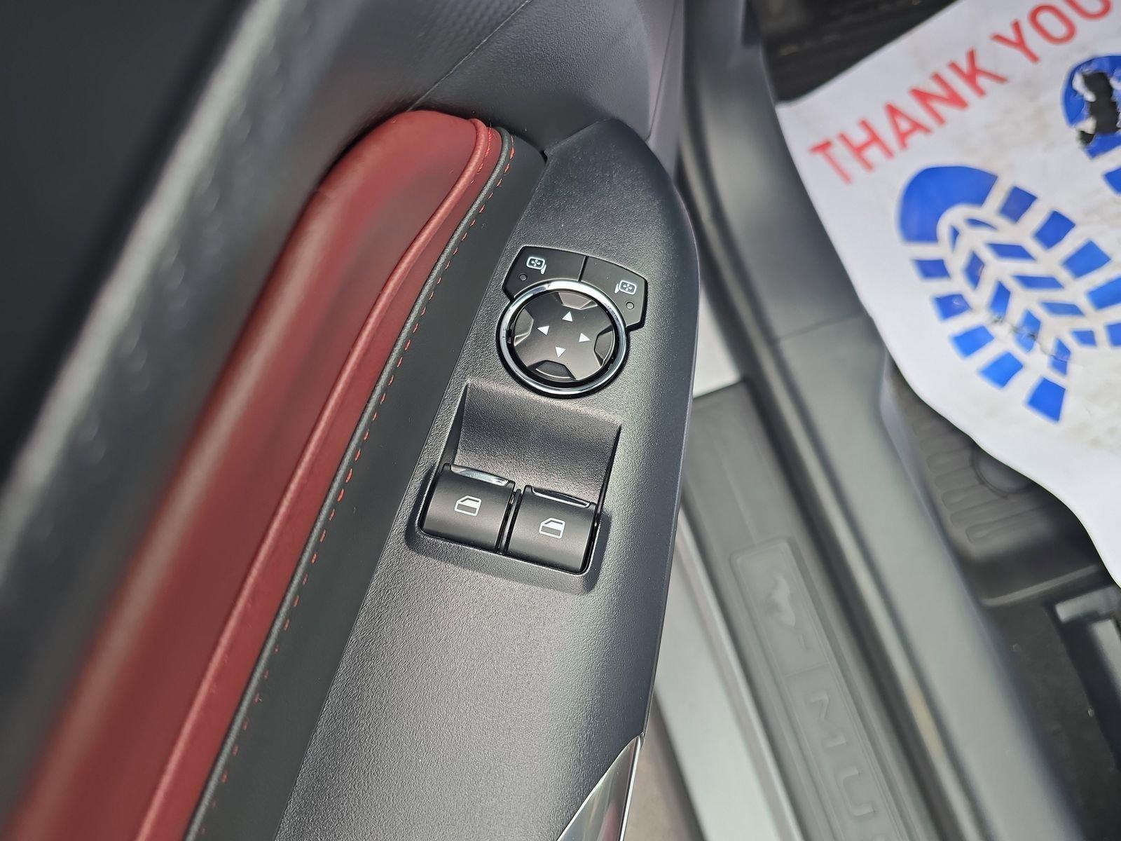 Ford Mustang Ecoboost Rwd Fastback - Thumbnail 12