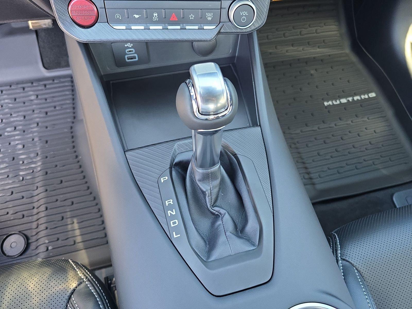 Ford Mustang Ecoboost Premium Rwd Fastback - Thumbnail 18