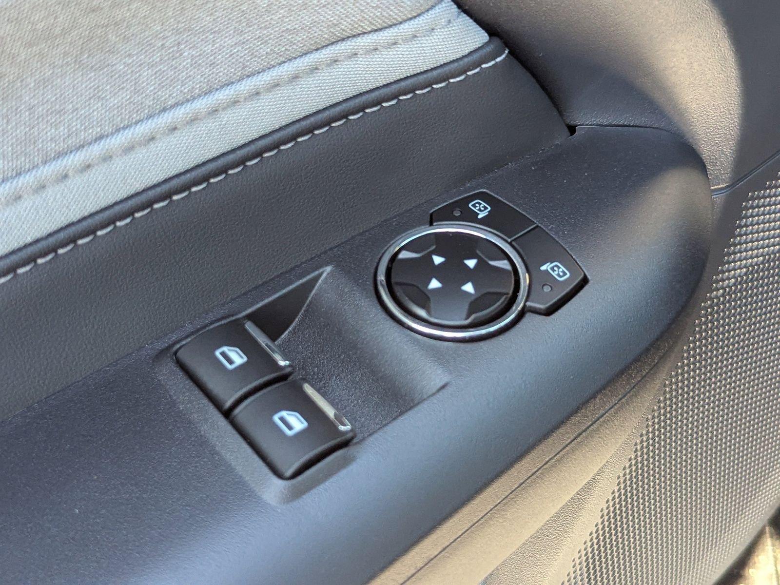 Ford Mustang Ecoboost Rwd Fastback - Thumbnail 15