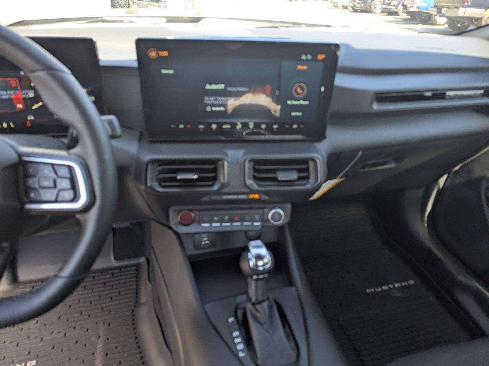 Ford Mustang Ecoboost Rwd Fastback - Thumbnail 12