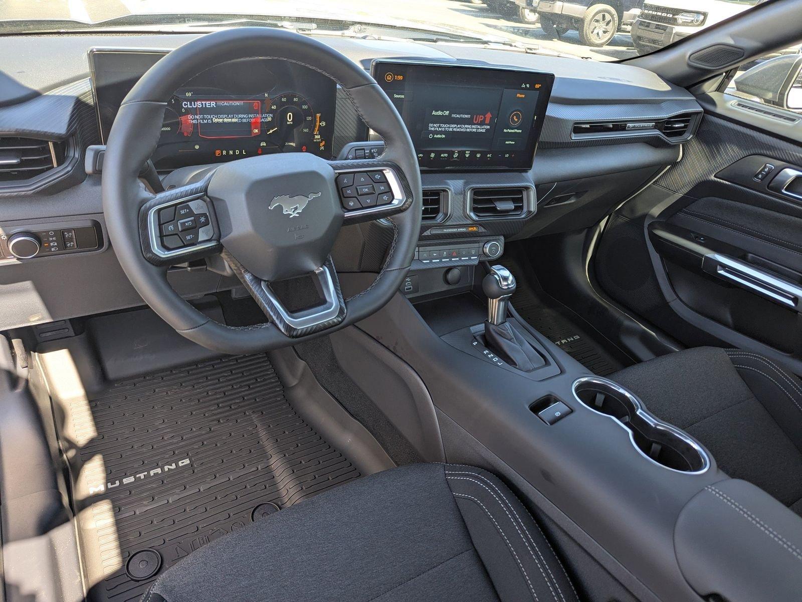 Ford Mustang Ecoboost Rwd Fastback - Thumbnail 10