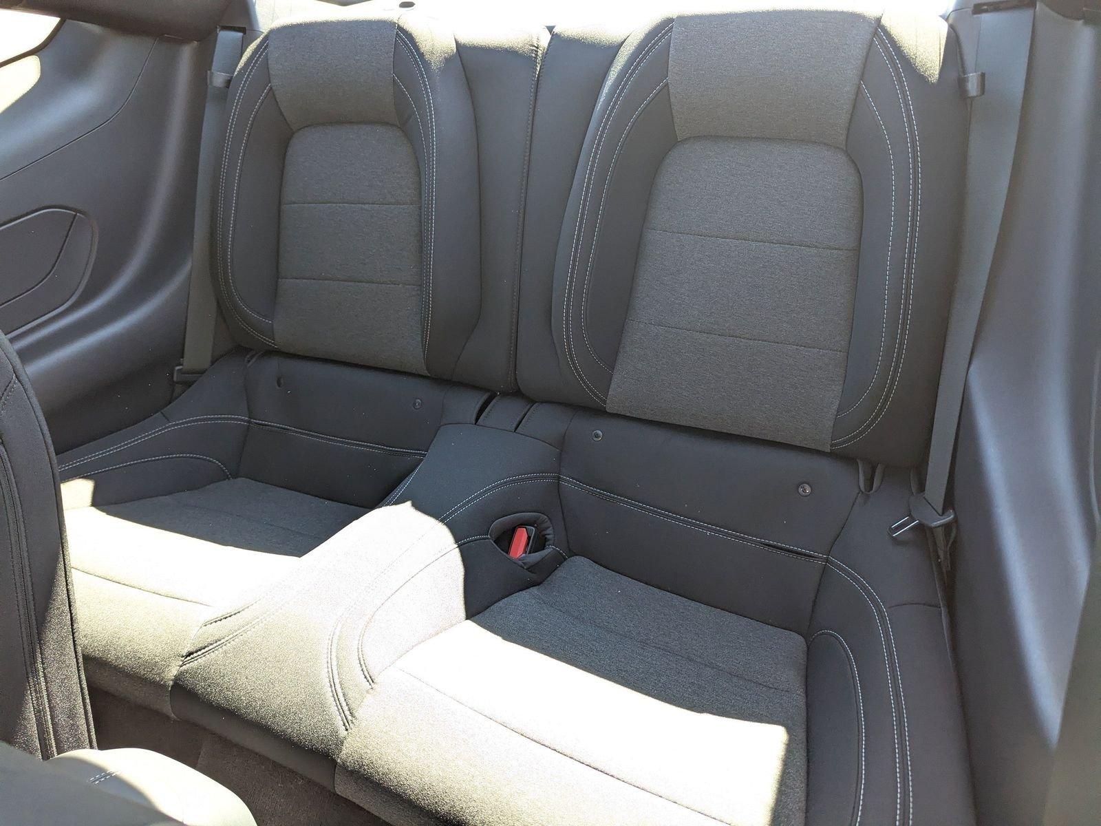 Ford Mustang Ecoboost Rwd Fastback - Thumbnail 15