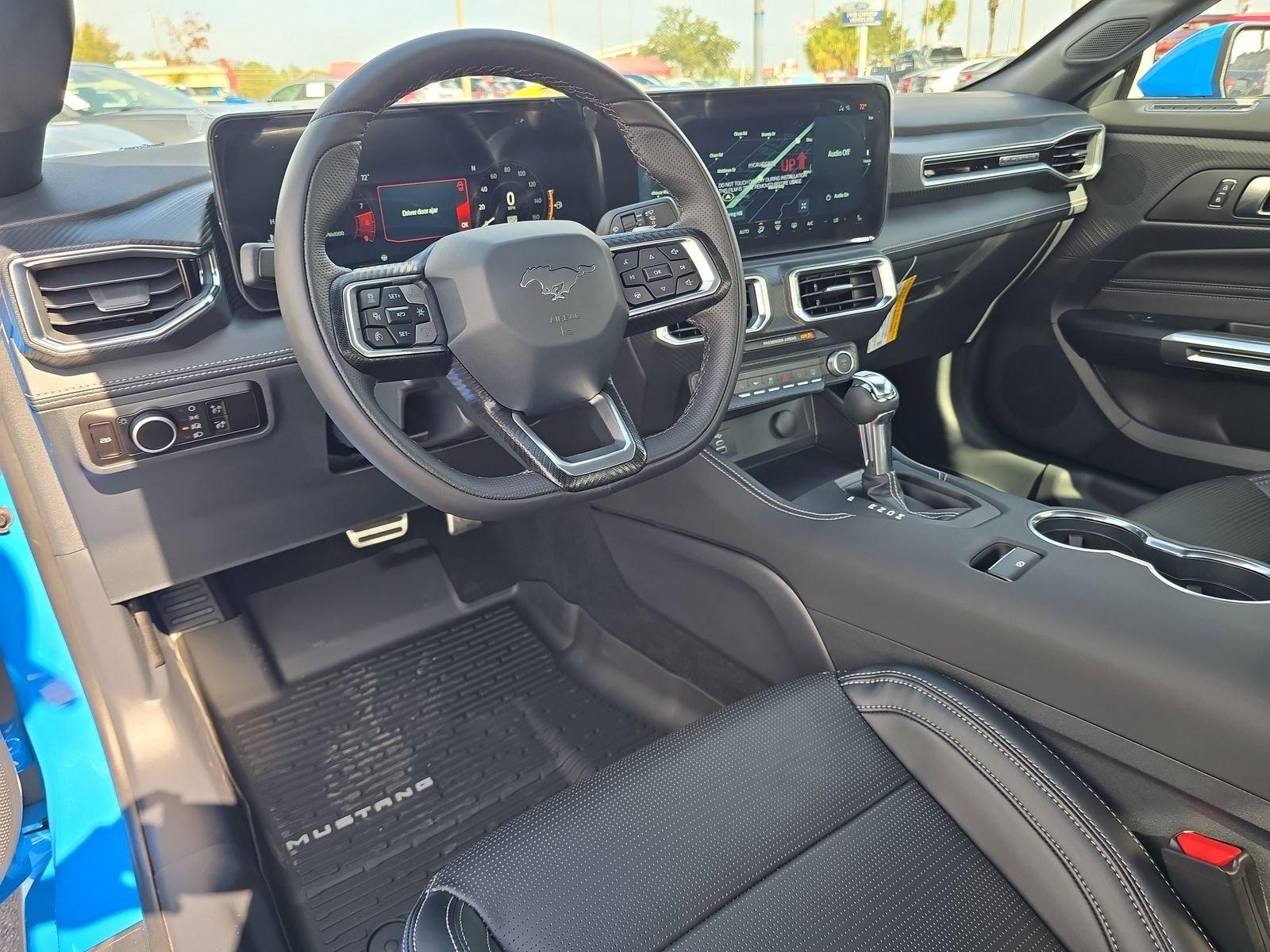 Ford Mustang Gt Premium Rwd Fastback - Thumbnail 11