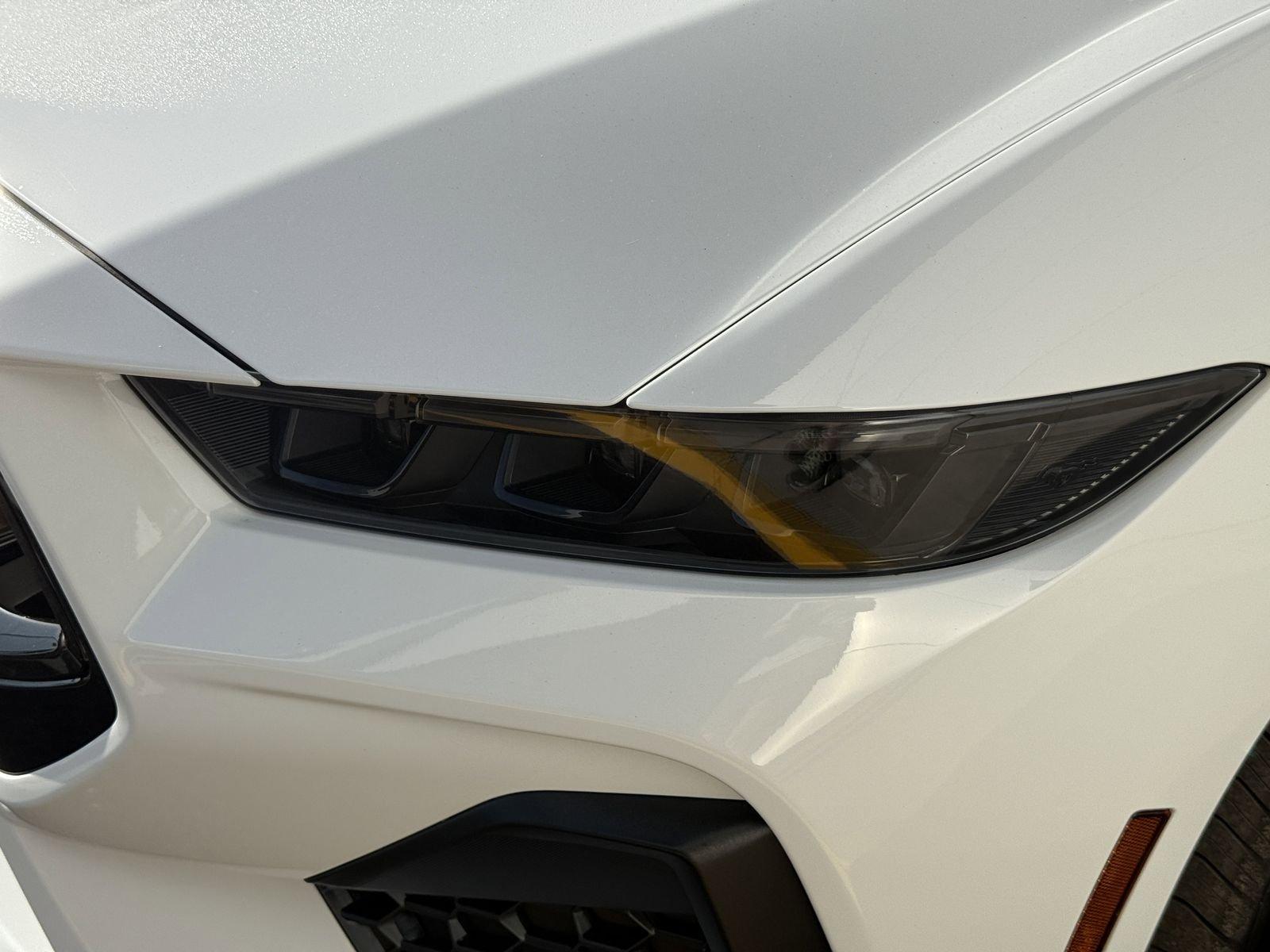 Ford Mustang Gt Premium Rwd Fastback - Thumbnail 7