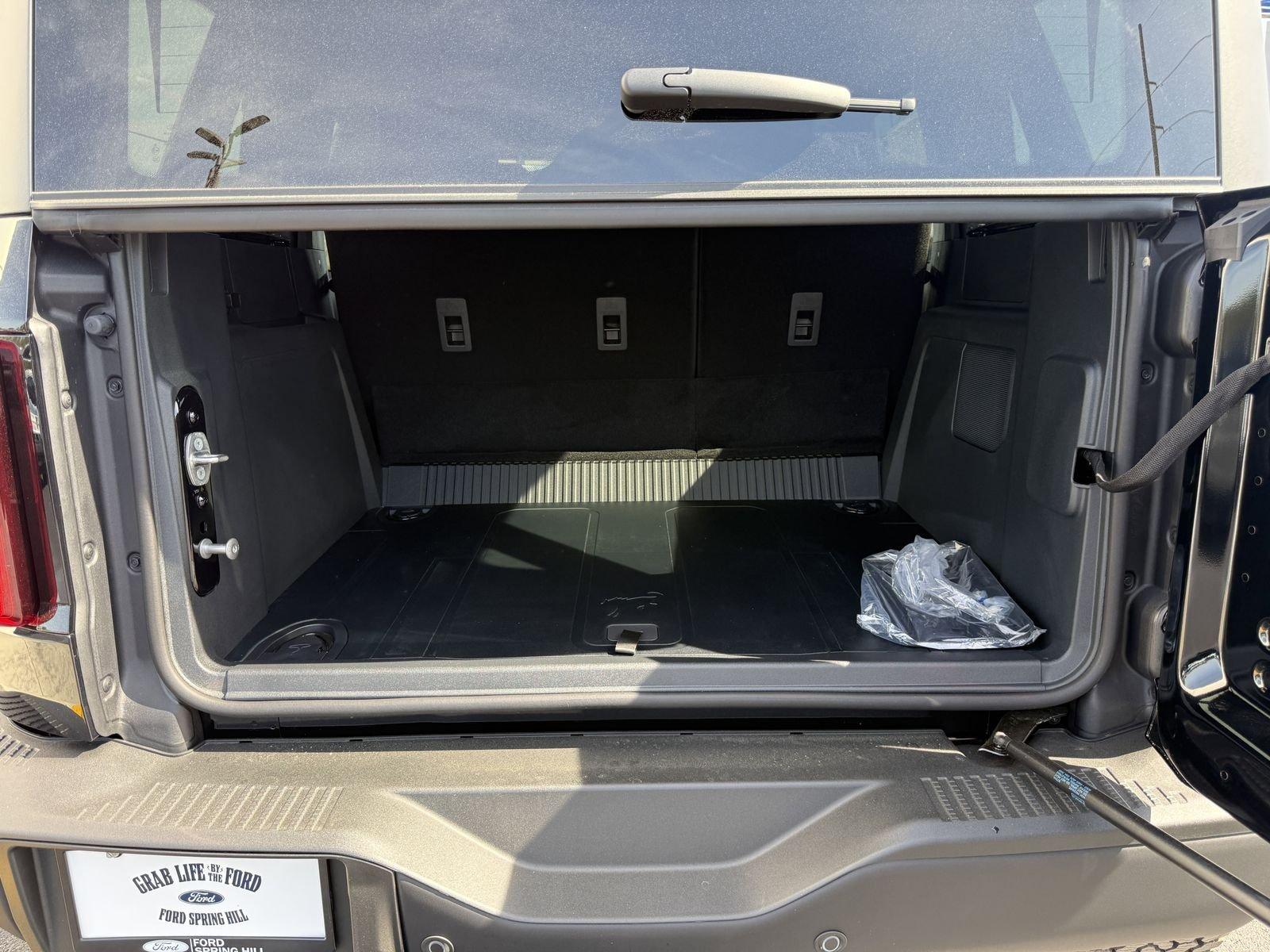 Ford Bronco Big Bend 4Wd 4 Door - Thumbnail 9