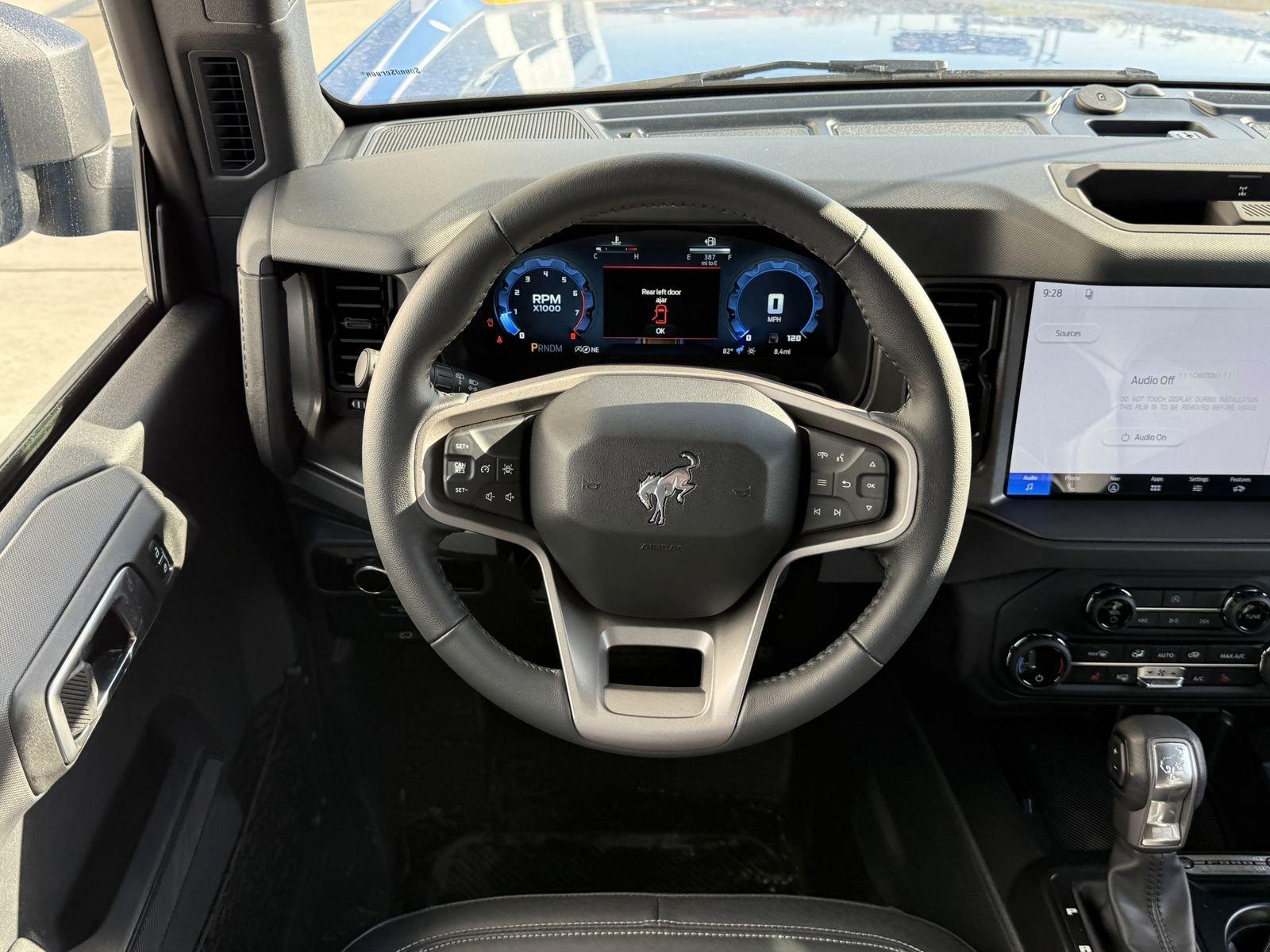 Ford Bronco Big Bend 4Wd 4 Door - Thumbnail 12