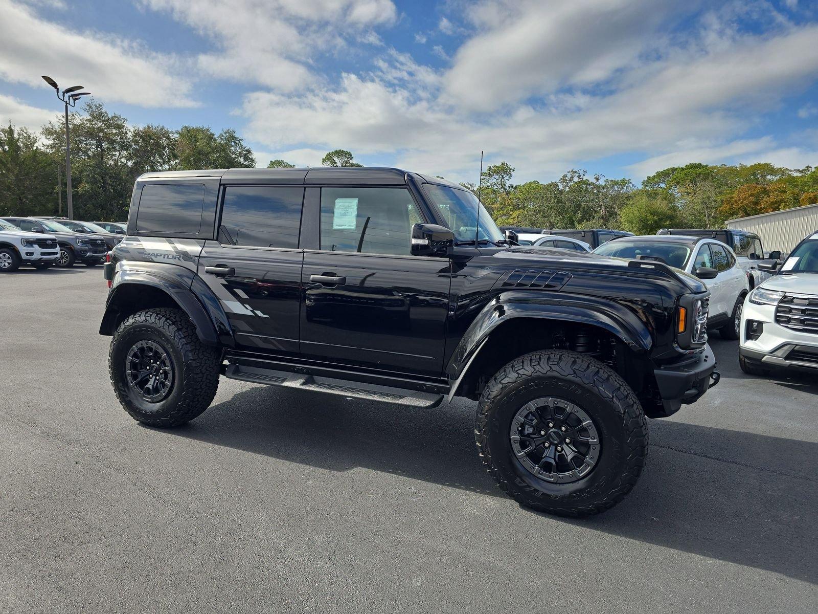 Ford Bronco Raptor 4X4 4 Door - Thumbnail 3