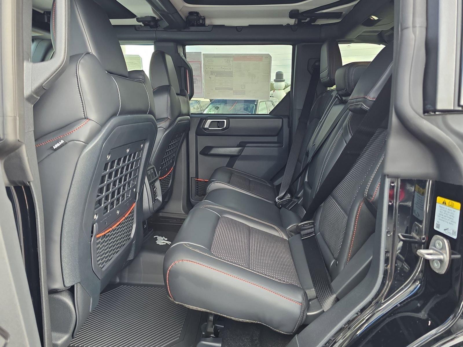 Ford Bronco Raptor 4X4 4 Door - Thumbnail 13