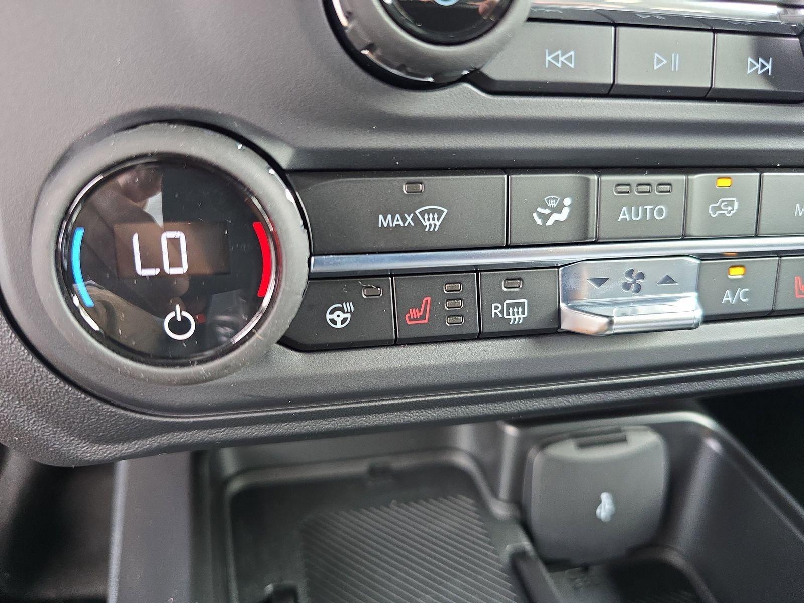 Ford Bronco Outer Banks 4Wd 4 Door - Thumbnail 18