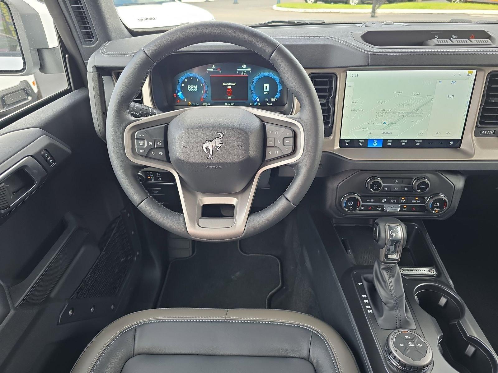 Ford Bronco Outer Banks 4Wd 4 Door - Thumbnail 10