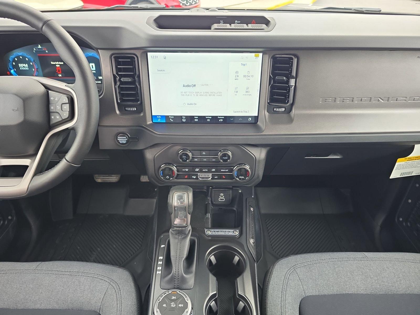 Ford Bronco Big Bend 4Wd 4 Door - Thumbnail 11