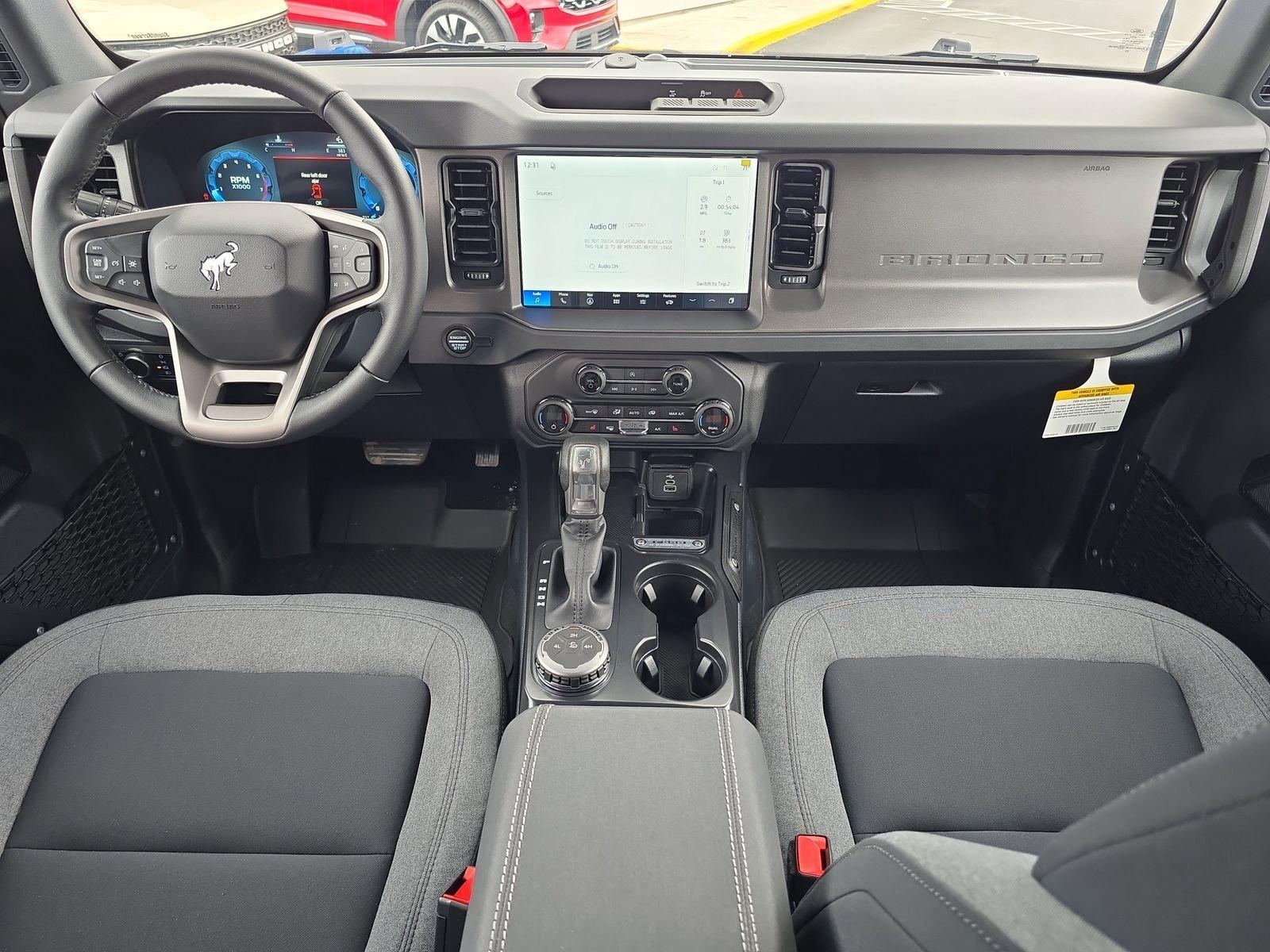 Ford Bronco Big Bend 4Wd 4 Door - Thumbnail 9