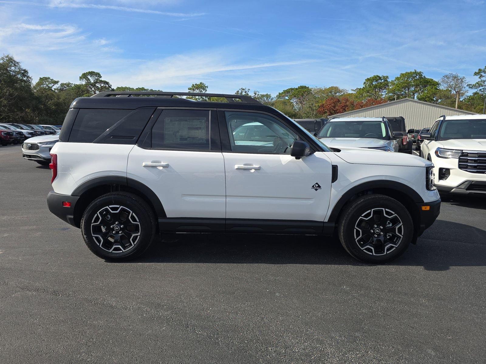 Ford Bronco Sport Outer Banks 4Wd 5 Door Suv, Suv & Crossovers - Thumbnail 4