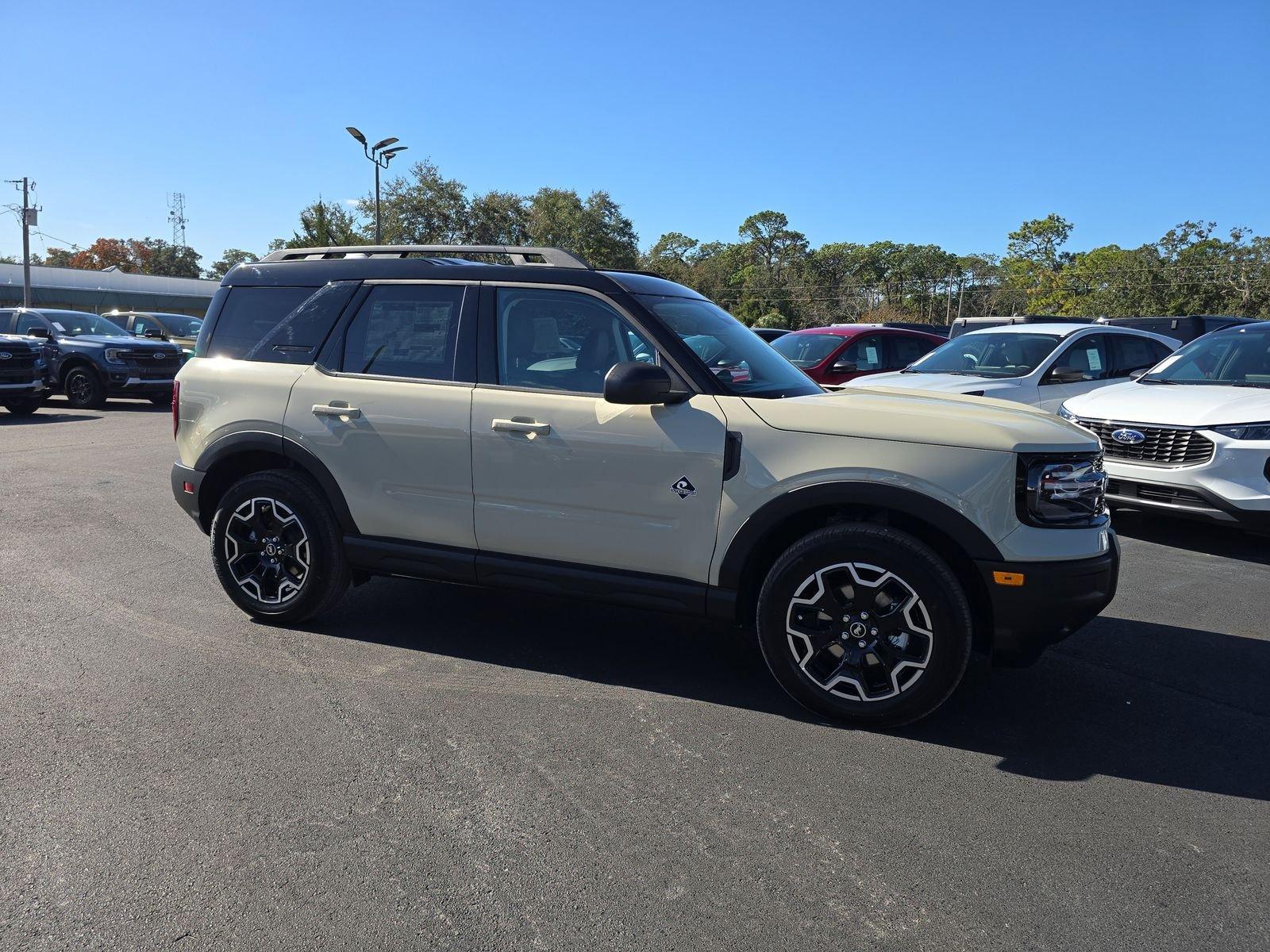 Ford Bronco Sport Outer Banks 4Wd 5 Door Suv, Suv & Crossovers - Thumbnail 3