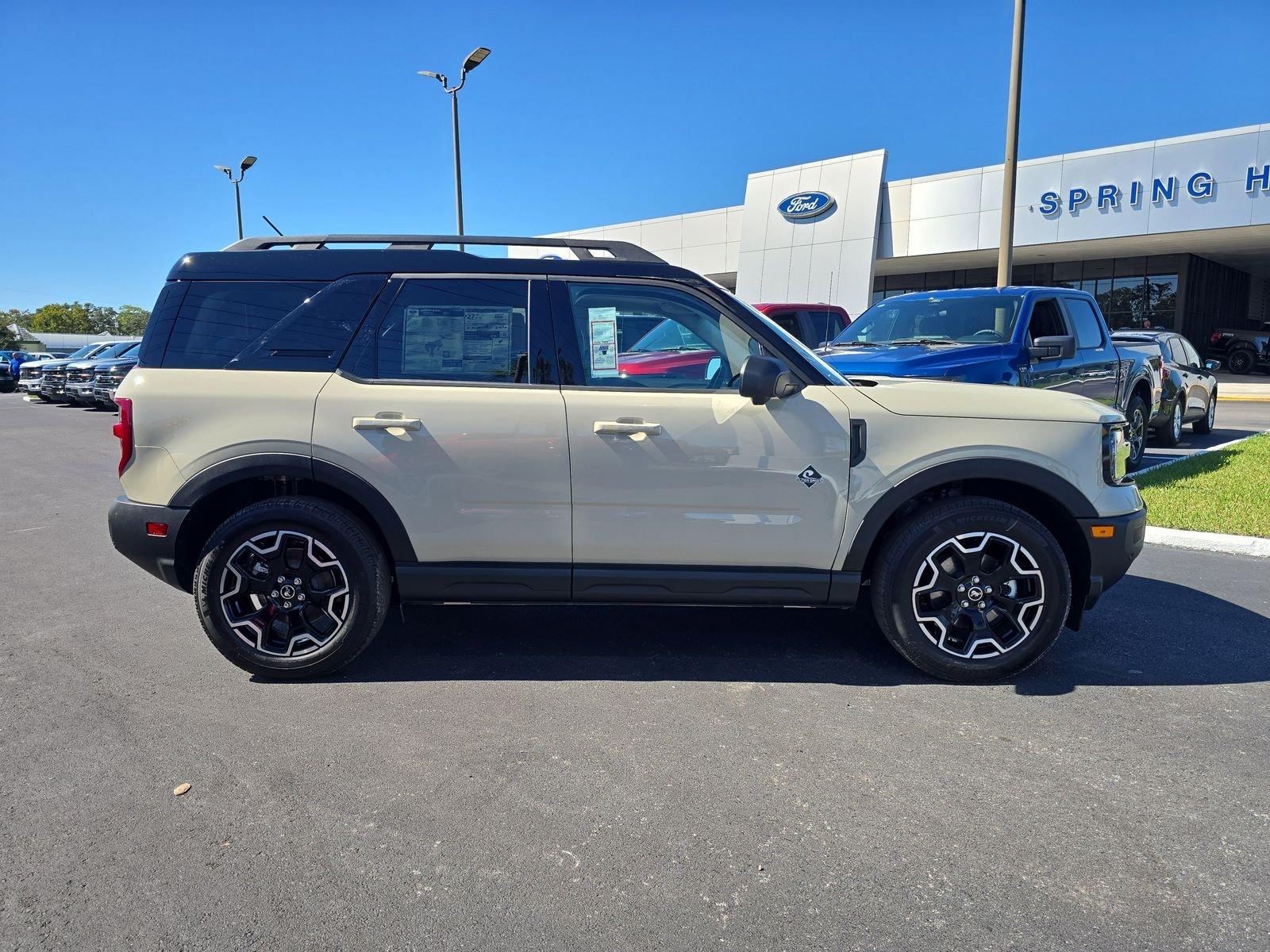 Ford Bronco Sport Outer Banks 4Wd 5 Door Suv, Suv & Crossovers - Thumbnail 4