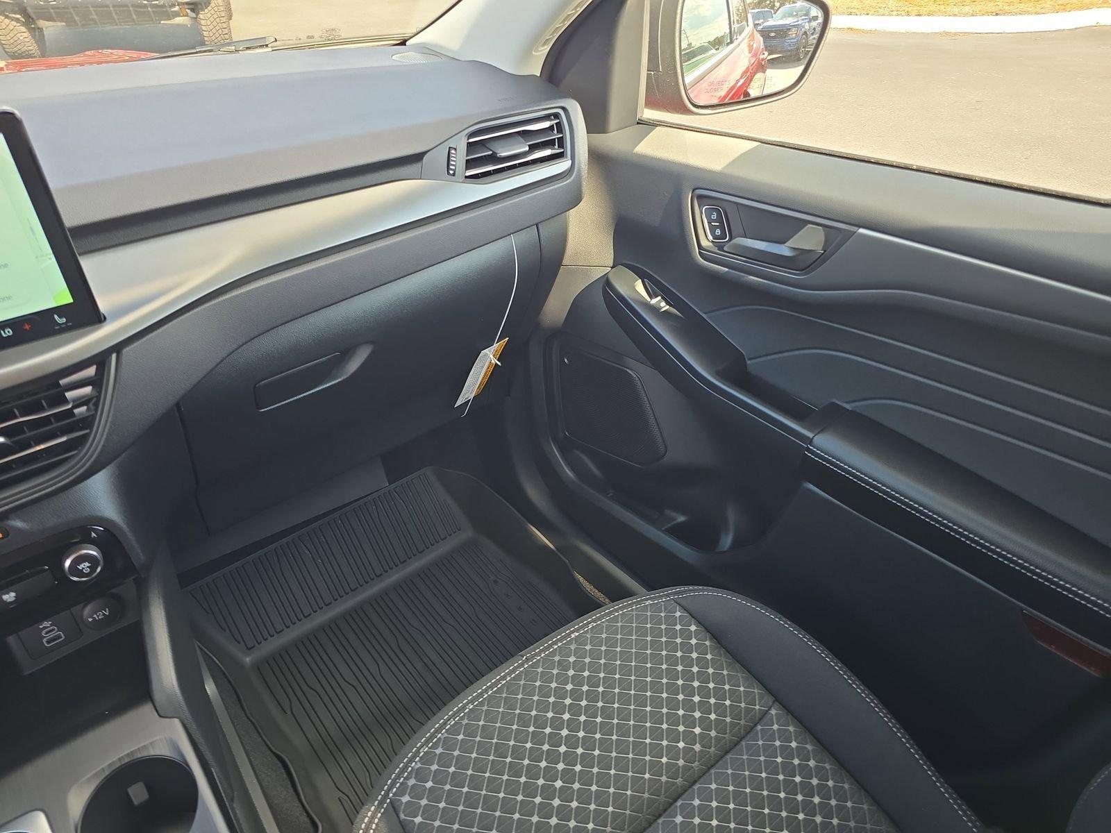 Ford Escape Active Fwd 4D Sport Utility - Thumbnail 12