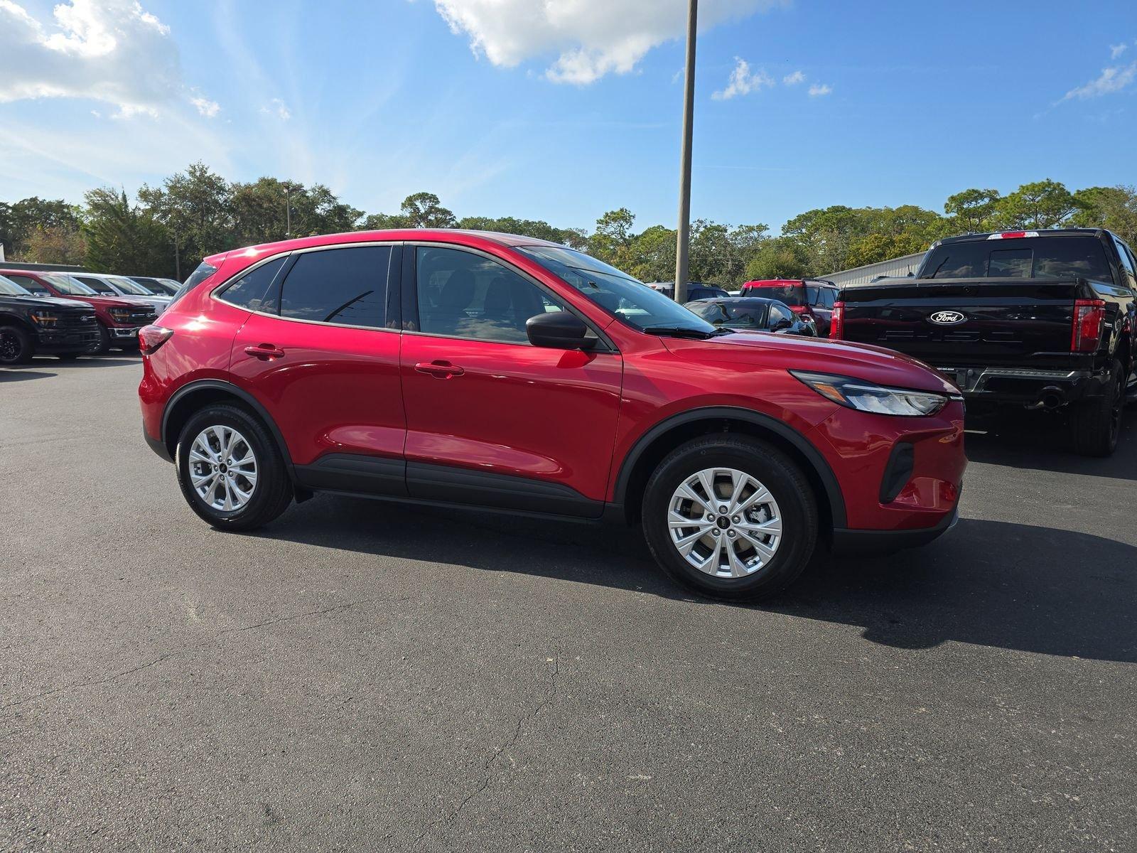 Ford Escape Active Fwd 4D Sport Utility - Thumbnail 3