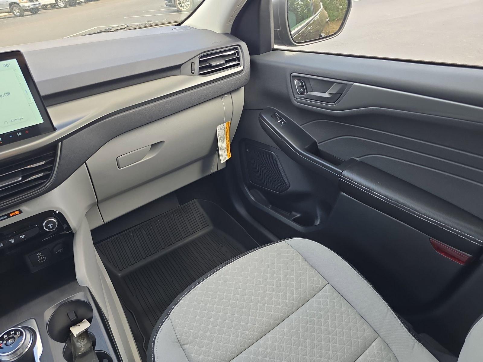 Ford Escape Active Fwd 4D Sport Utility - Thumbnail 12