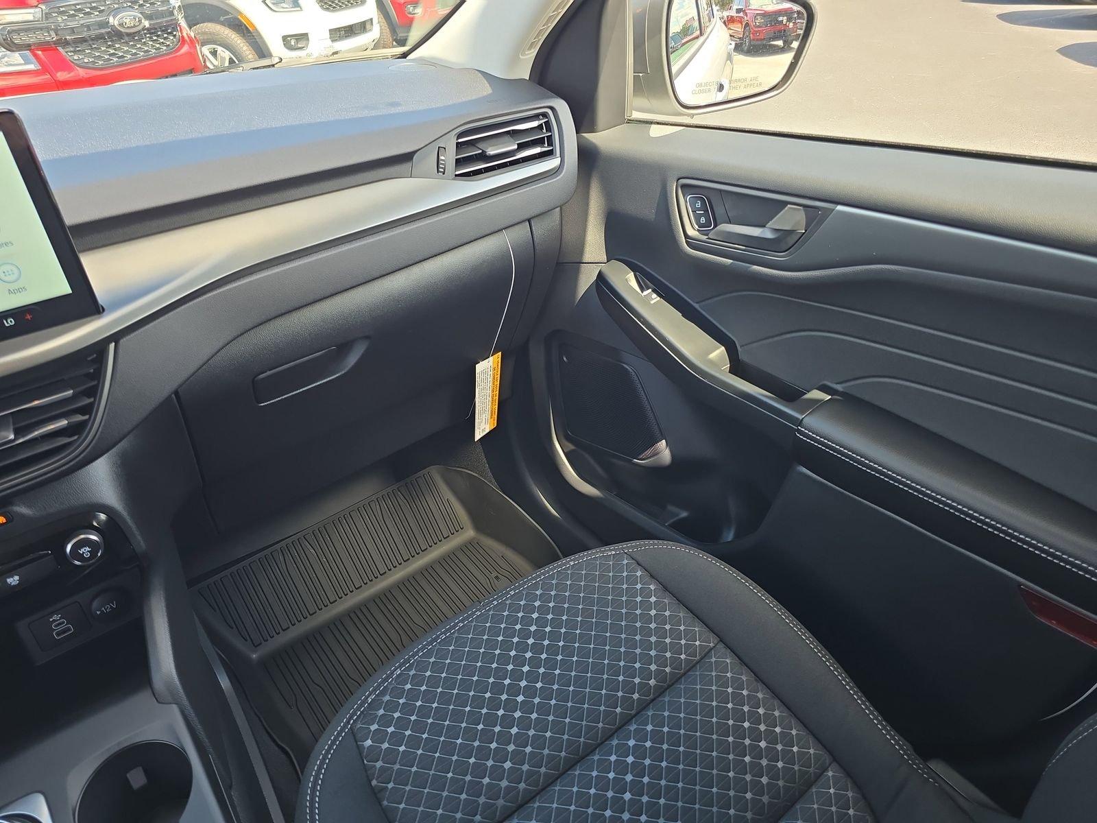 Ford Escape Active Fwd 4D Sport Utility - Thumbnail 12