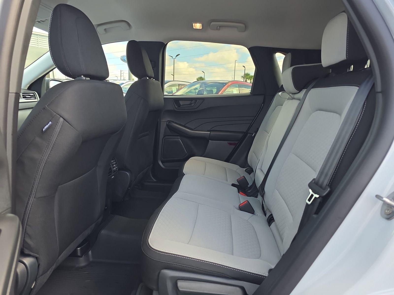 Ford Escape Active Fwd 4D Sport Utility - Thumbnail 13