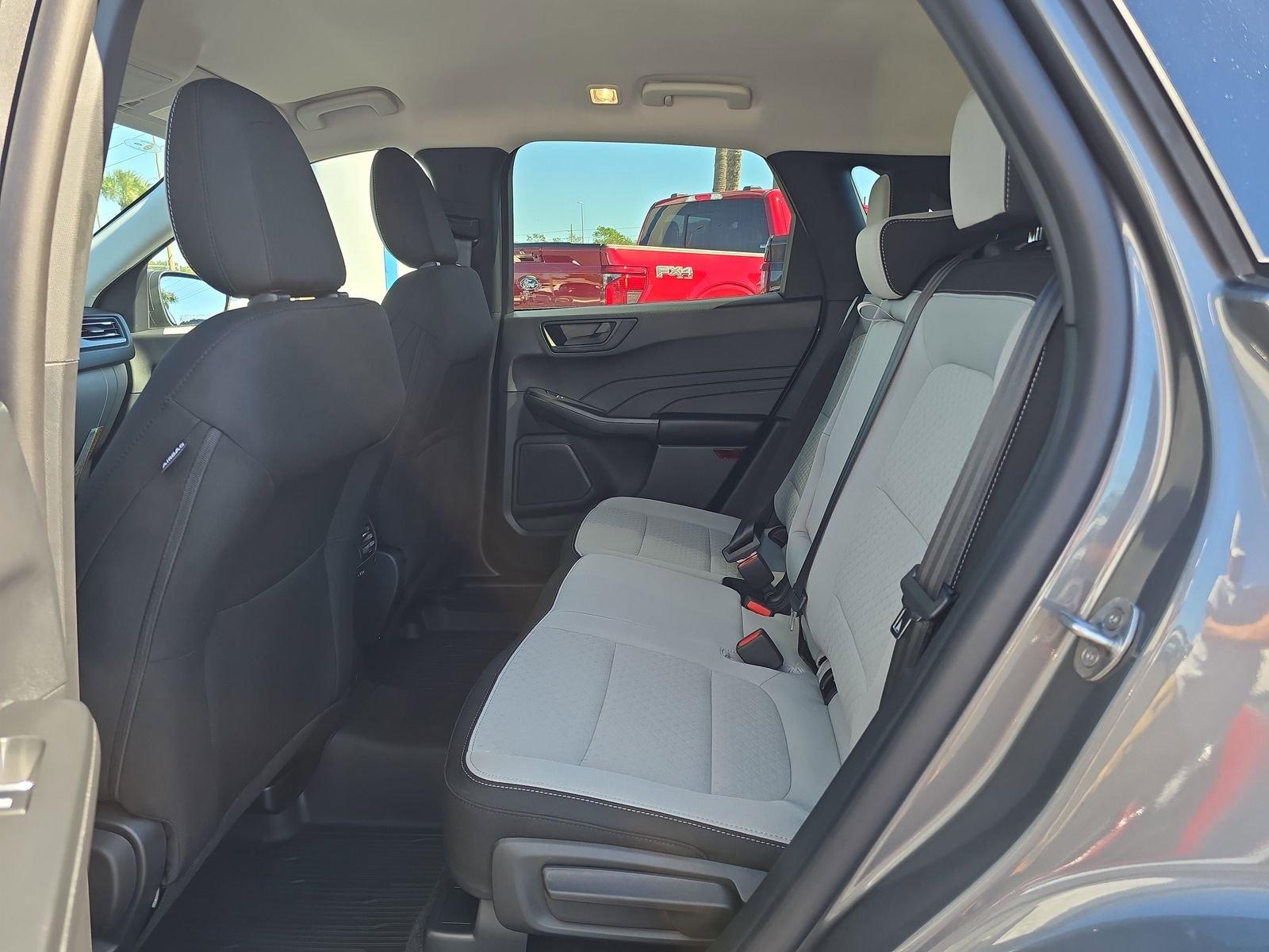 Ford Escape Active Fwd 4D Sport Utility - Thumbnail 13