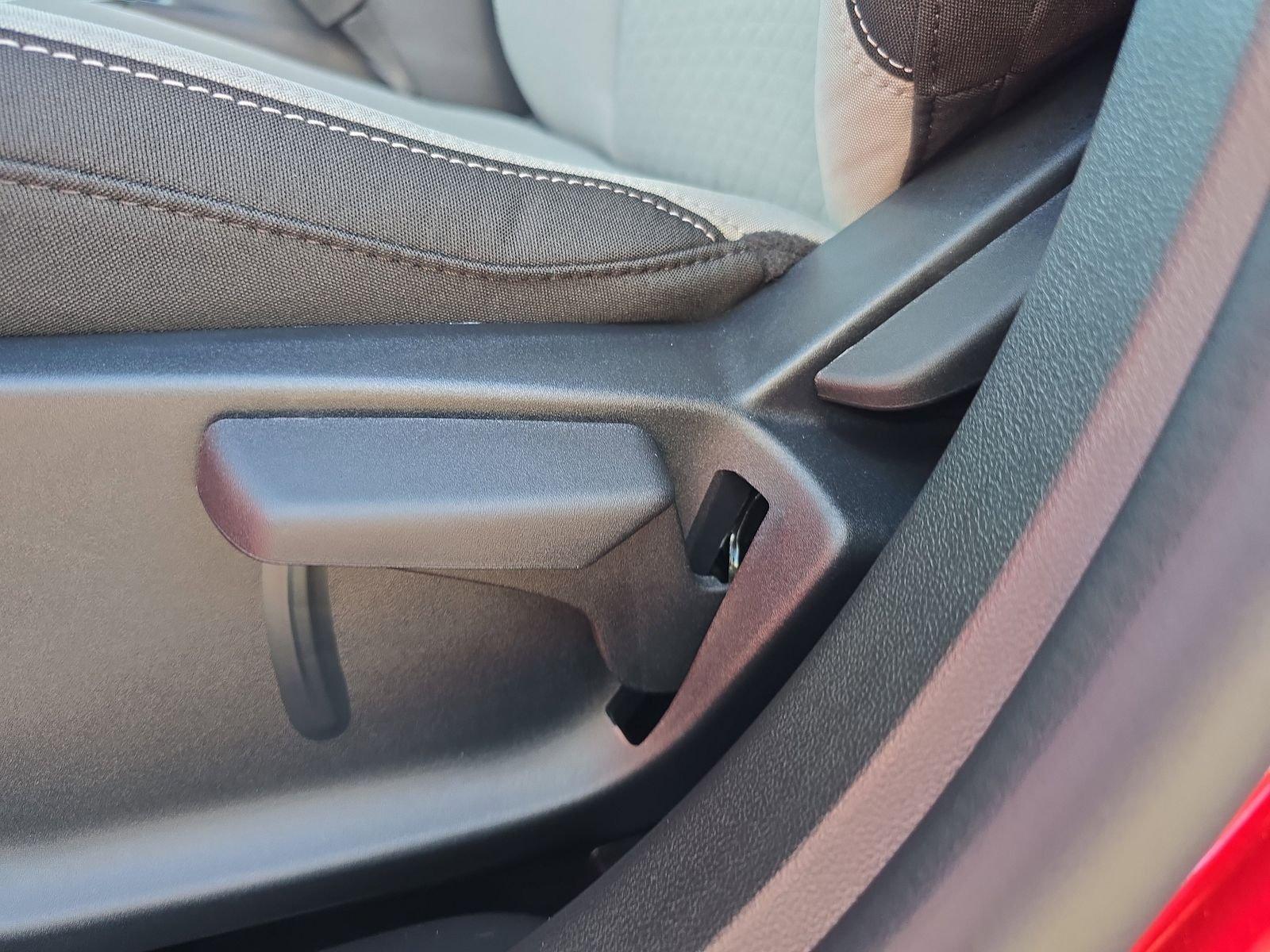 Ford Escape Active Fwd 4D Sport Utility - Thumbnail 16