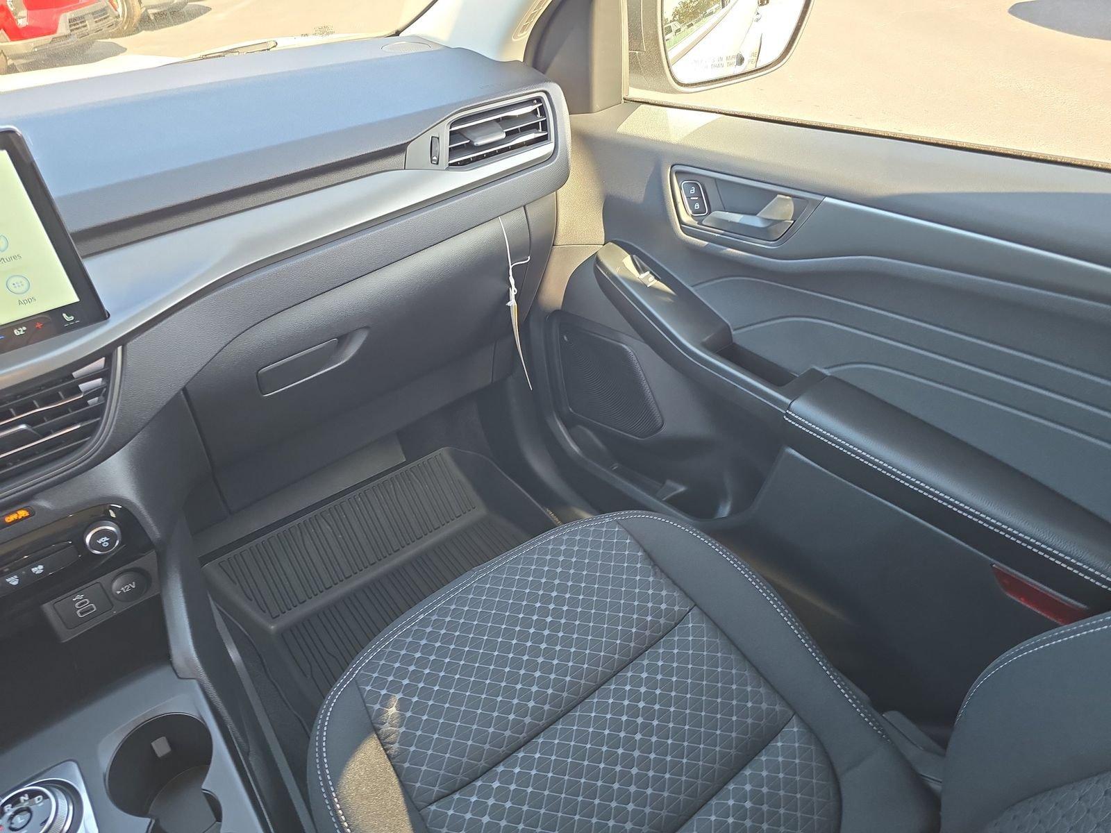 Ford Escape Active Fwd 4D Sport Utility - Thumbnail 12