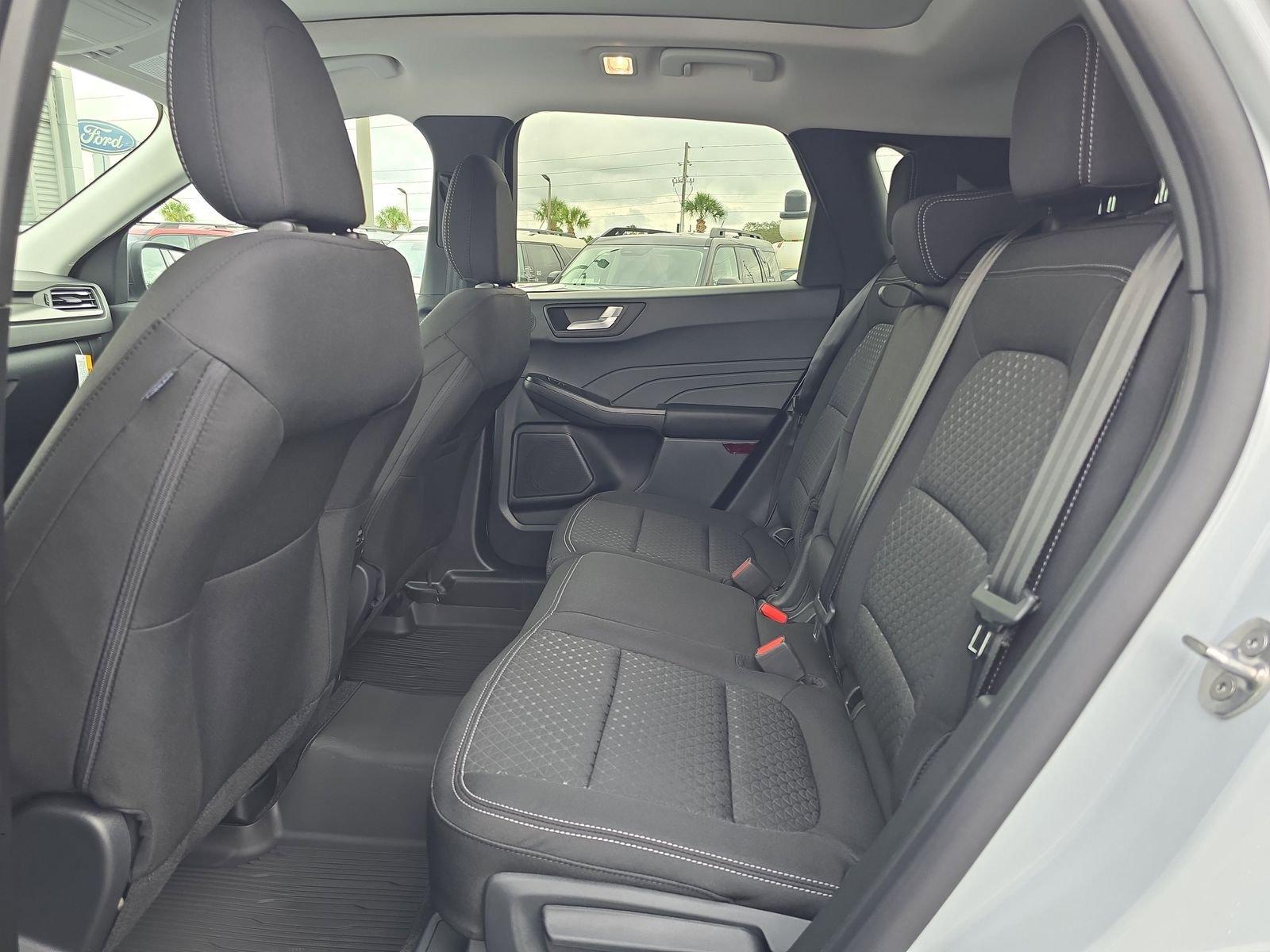 Ford Escape Active Fwd 4D Sport Utility - Thumbnail 13