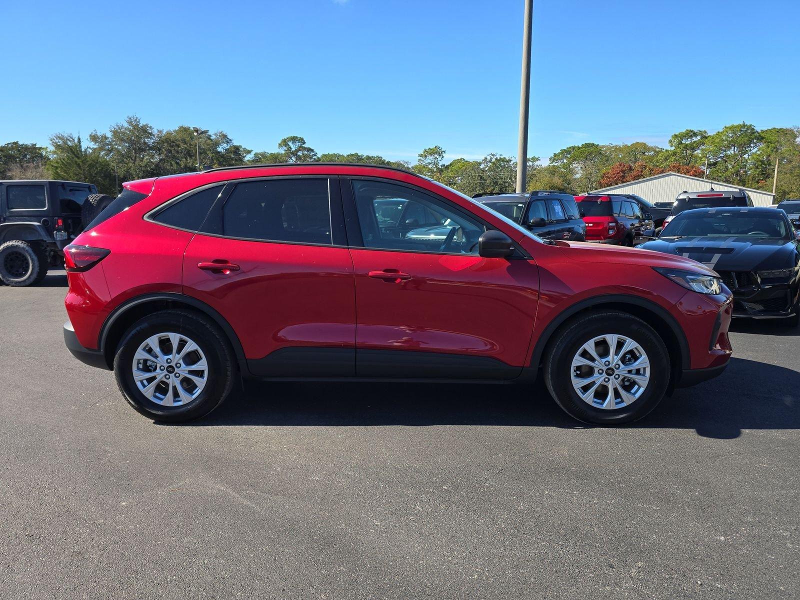 Ford Escape Active Fwd 4D Sport Utility - Thumbnail 4