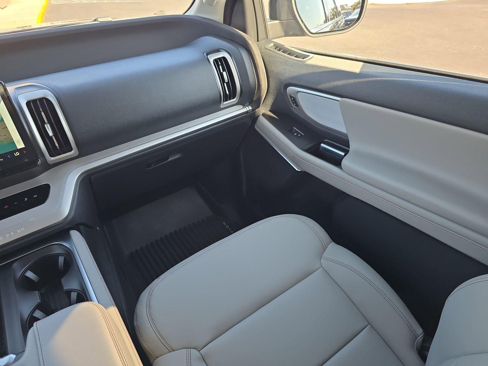 Ford Expedition Active 4X2 Regular - Thumbnail 11