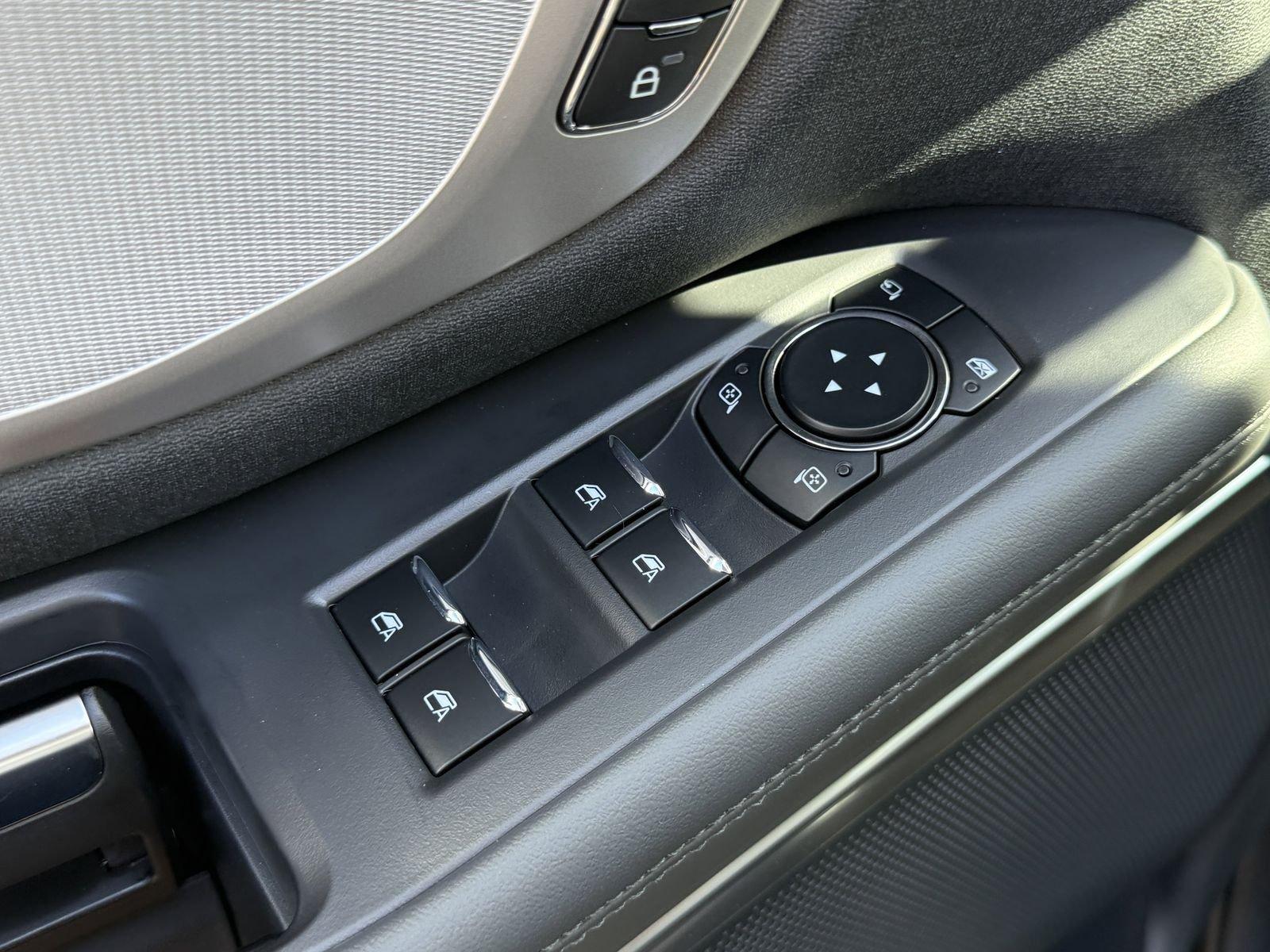 Ford Expedition Active 4X2 Regular - Thumbnail 16