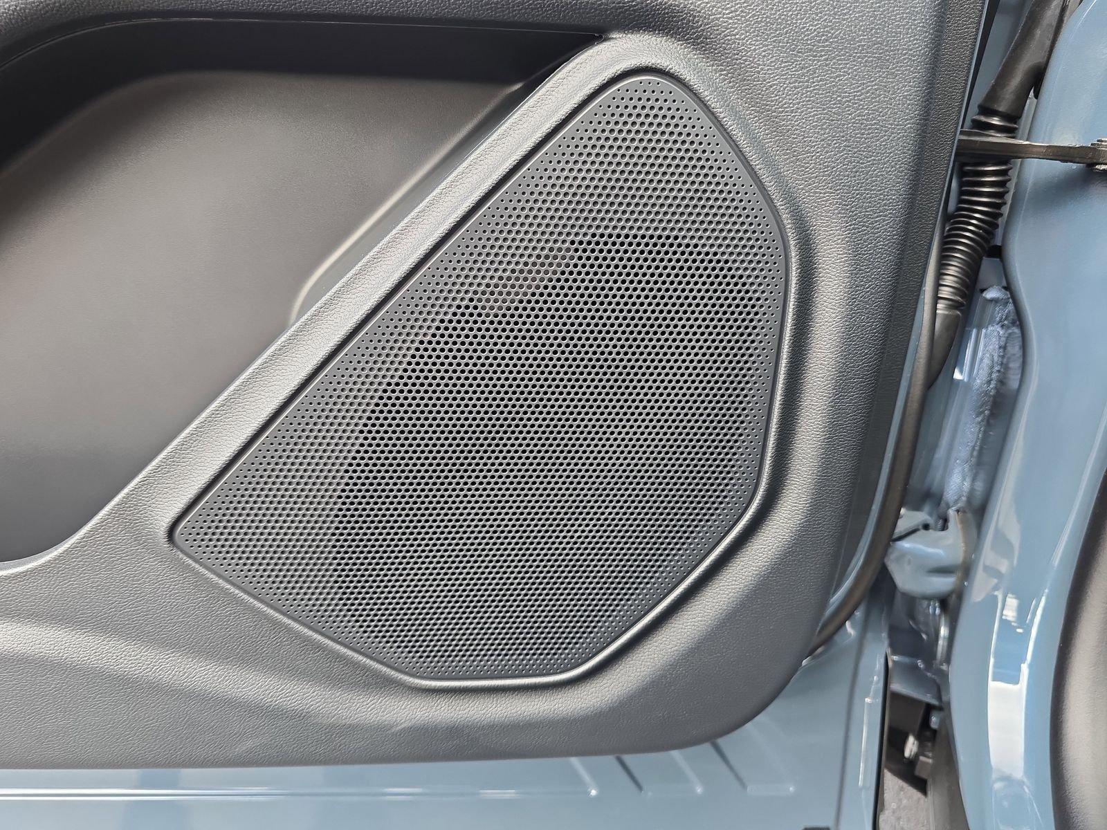 Ford Explorer St Rwd 4D Sport Utility - Thumbnail 16