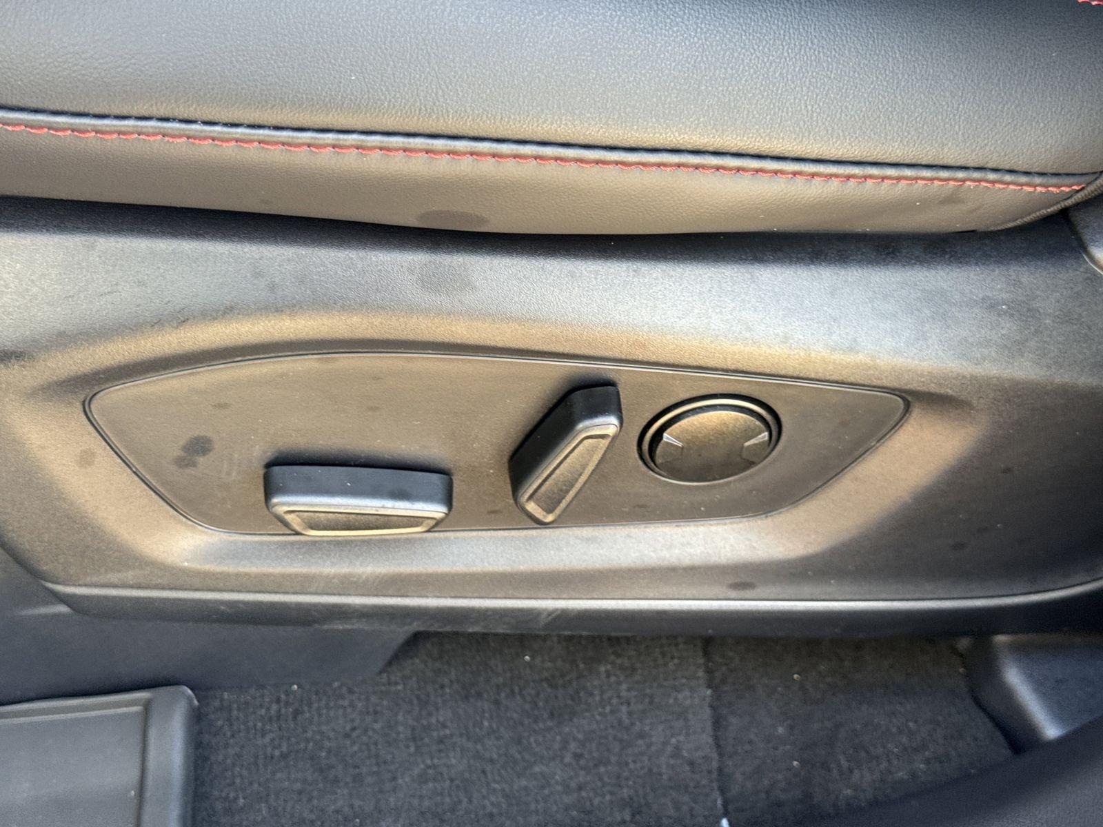 Ford Explorer St-Line Rwd 4D Sport Utility - Thumbnail 15